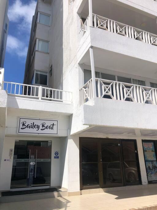 Walking distance to the beach, restaurants, and shops
