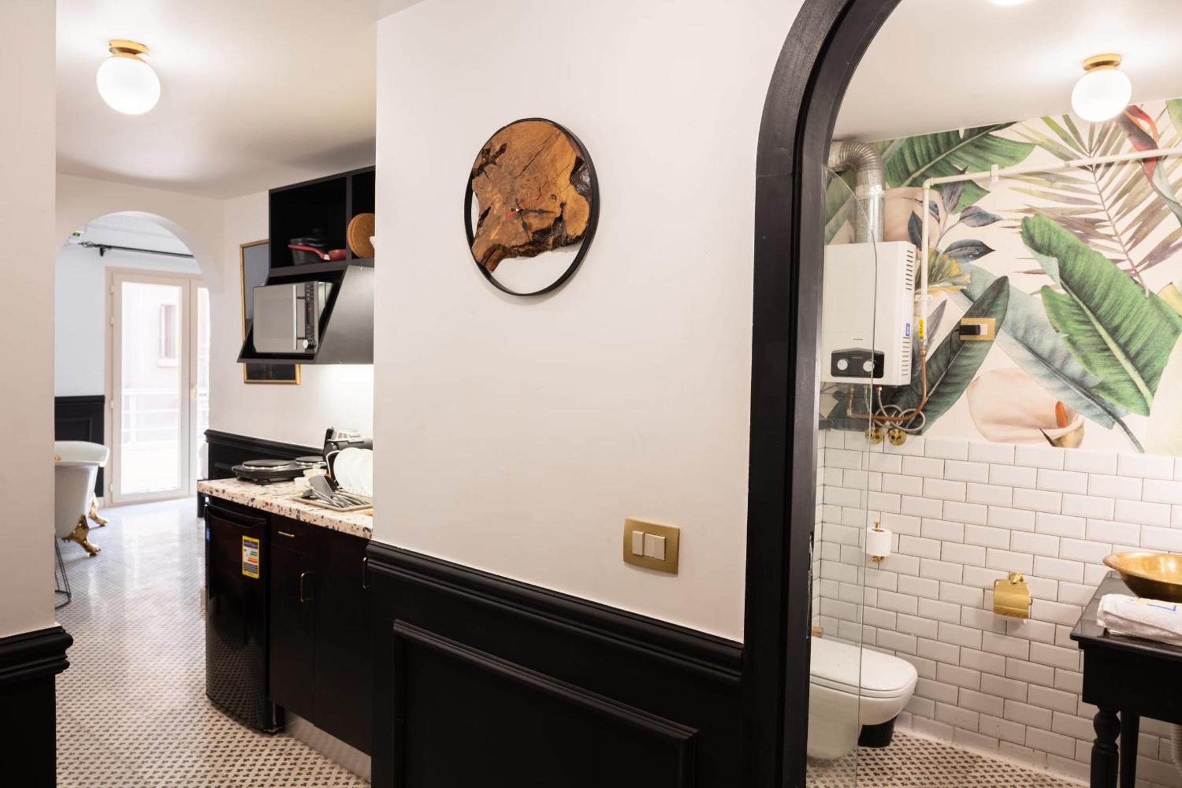 The Bold Signature 1BDR Studio Cairo's Downtown