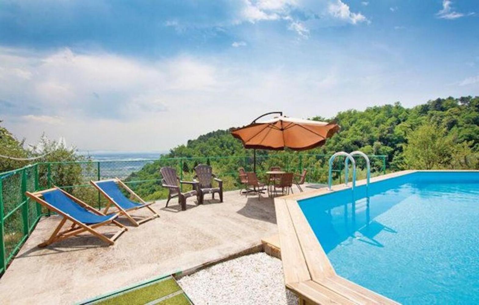 Villa Las Palmas by Nicola Real Estate