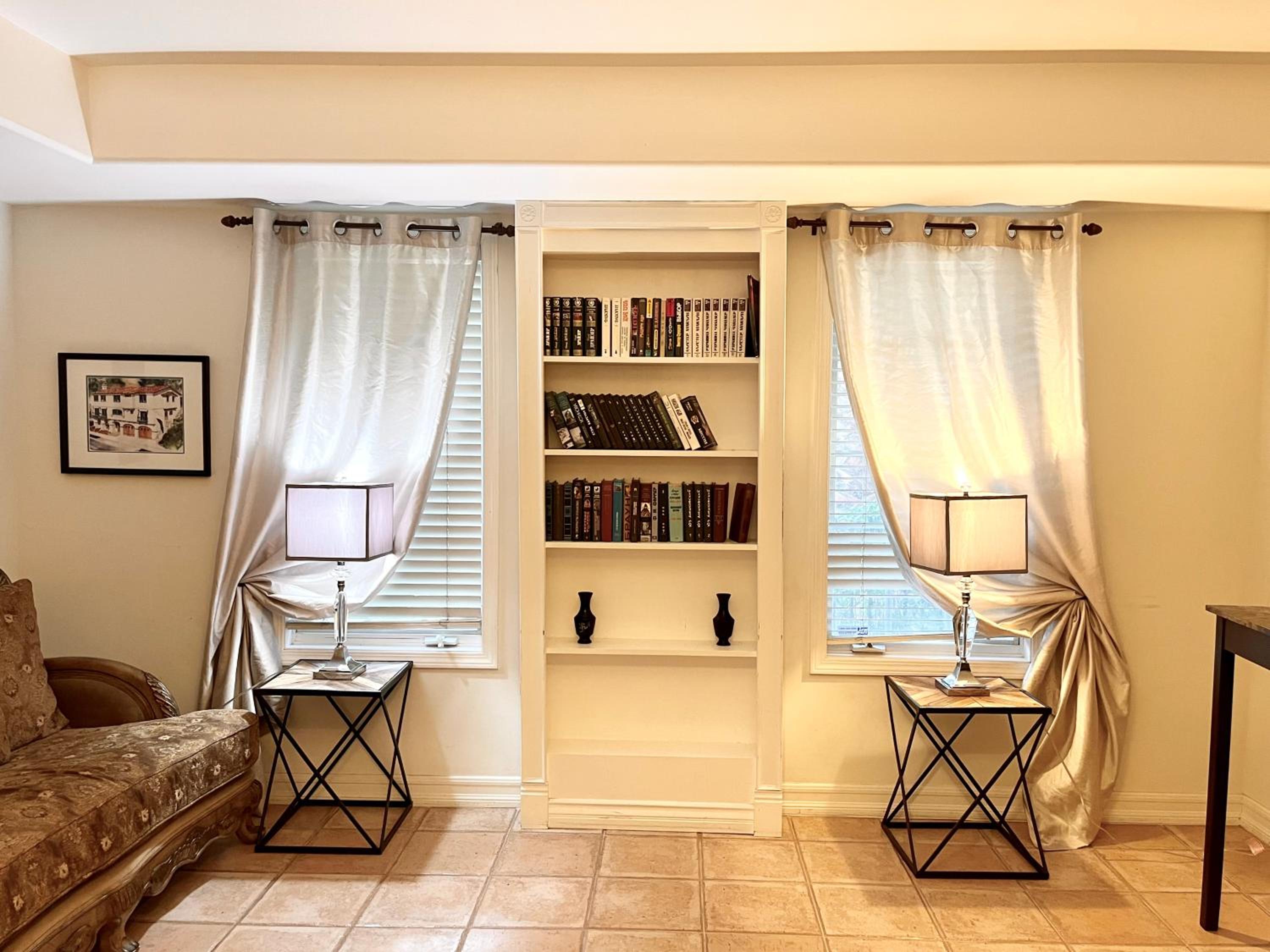 Hollywood Hills Homestay