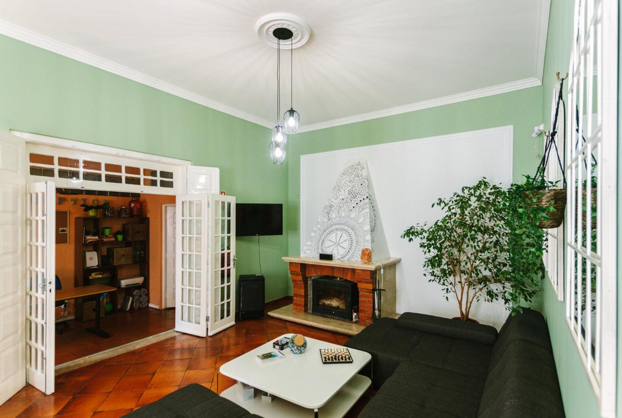Eco Ljmonade Hostel