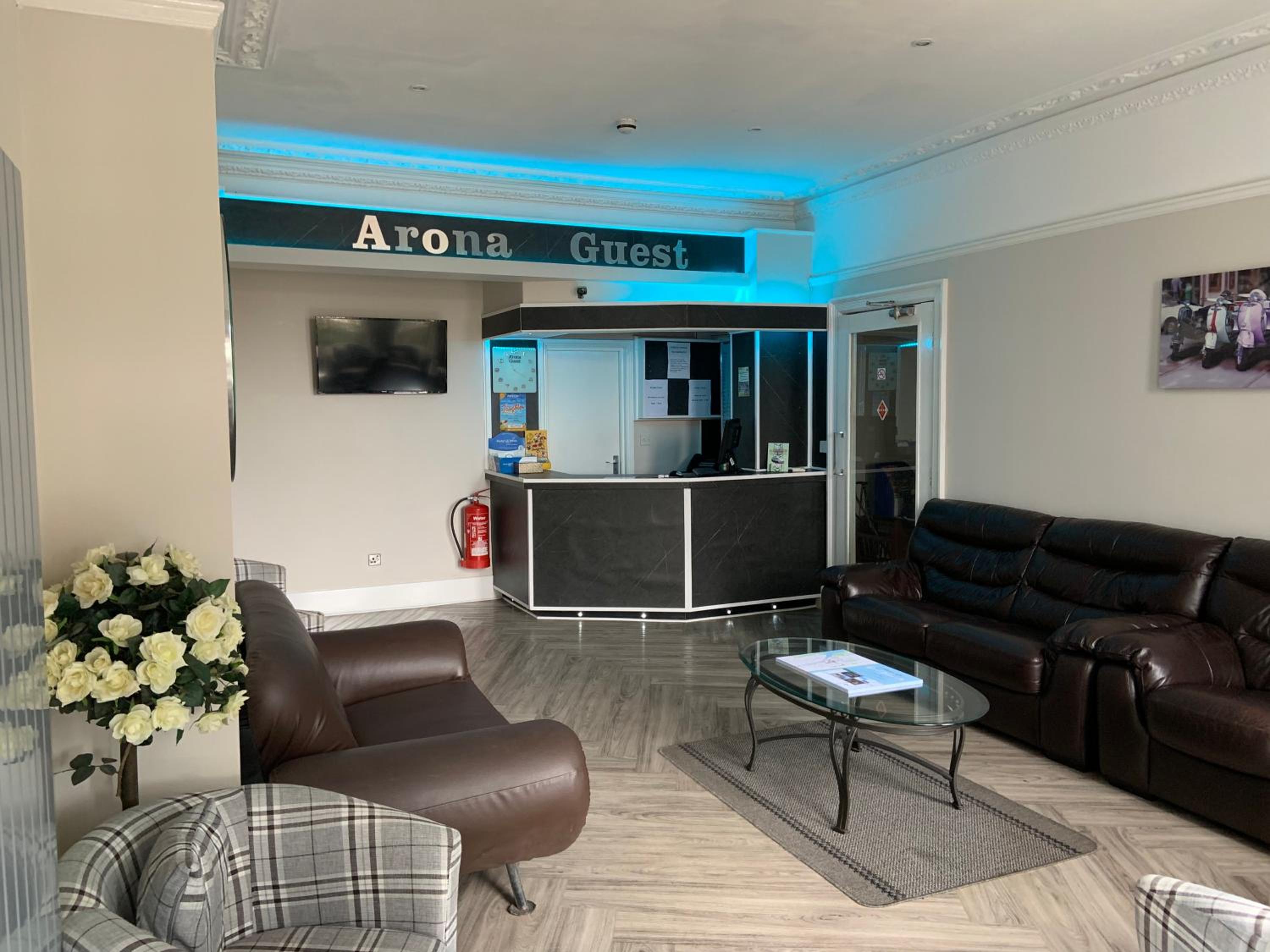 Arona Guest Hotel