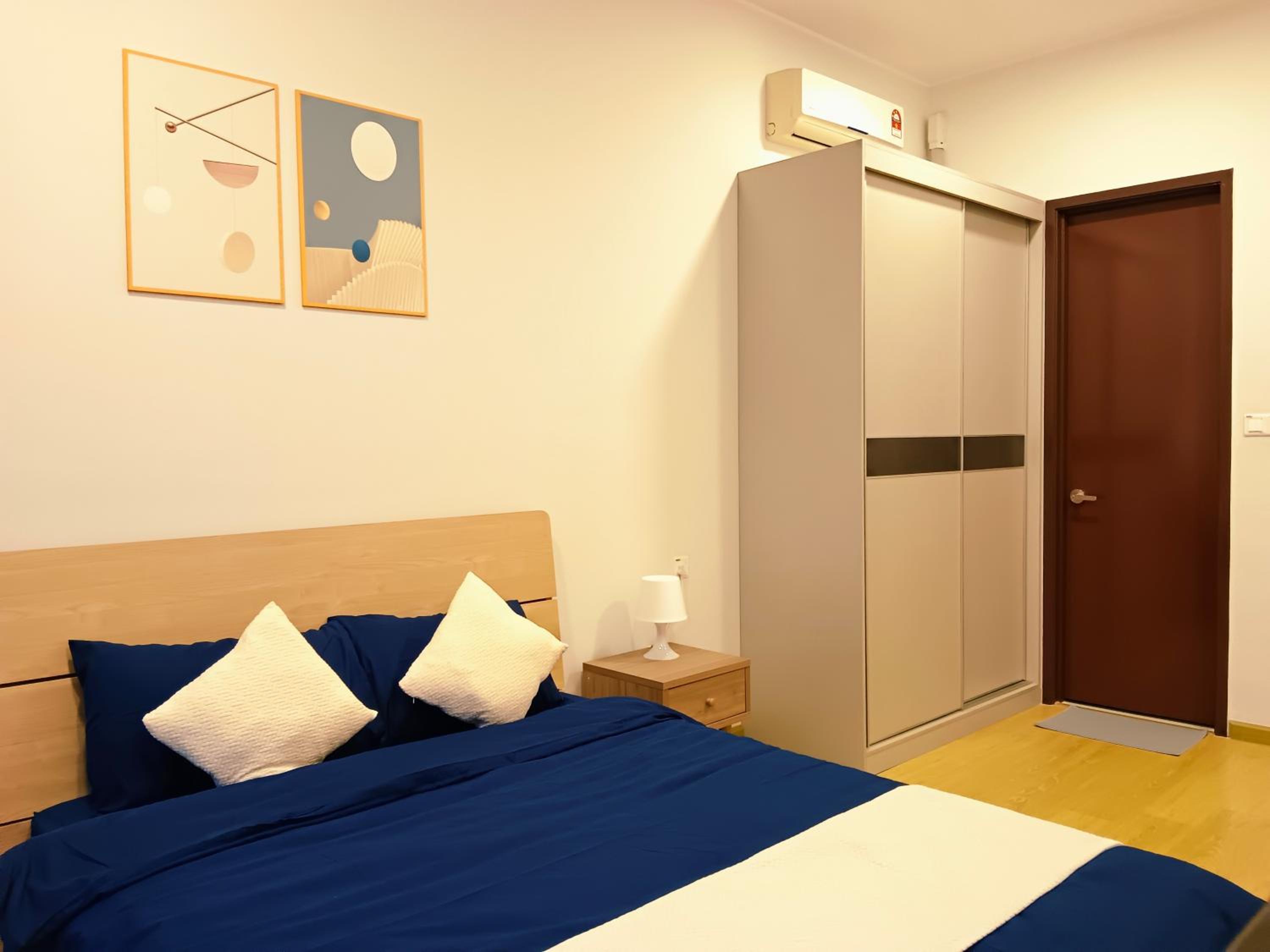 Danga Suite full Sea View, 7 min to CIQ,3BR 8 PAX, Royal stand, By Hint