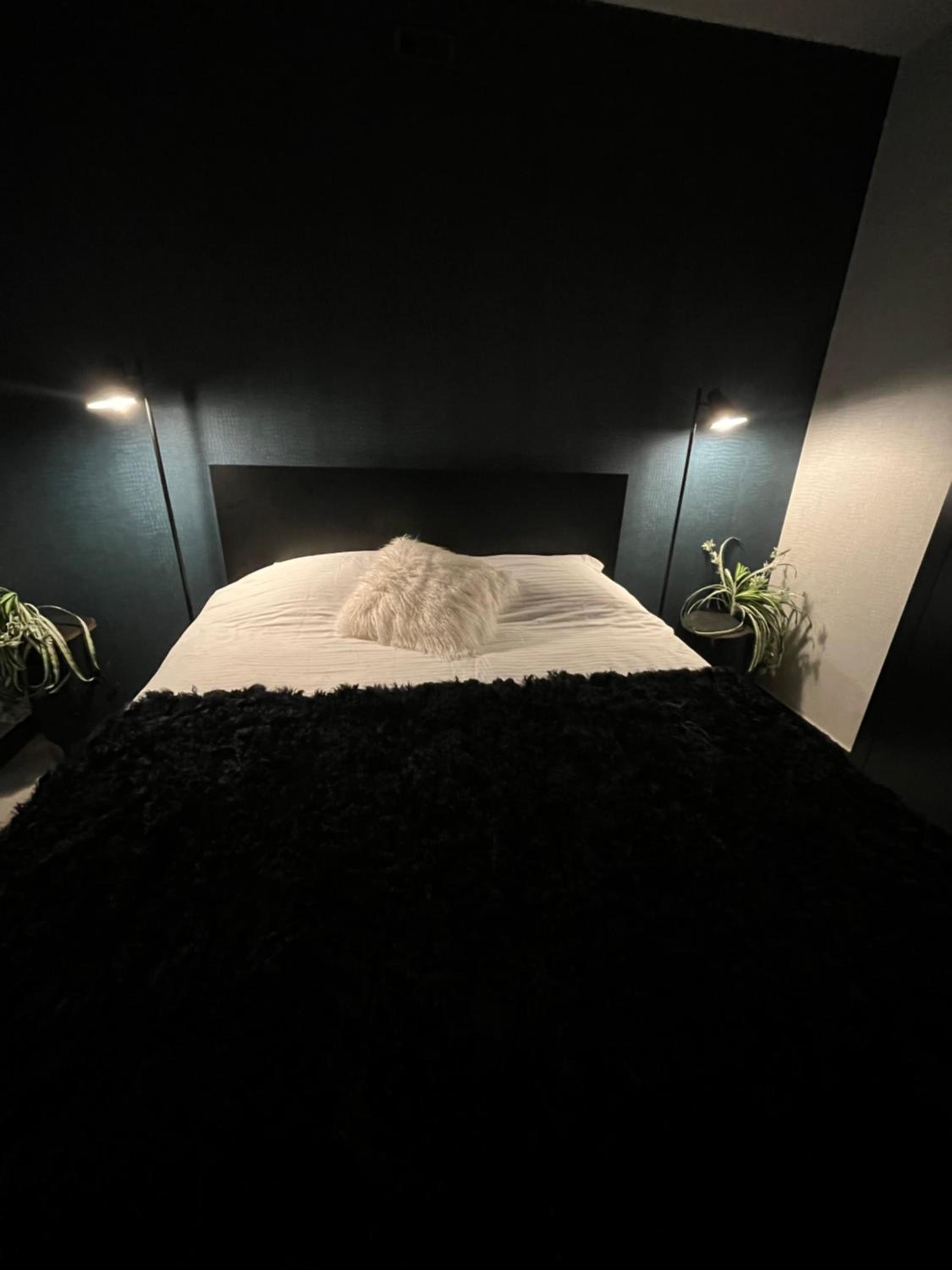 Black Pearl apartment
