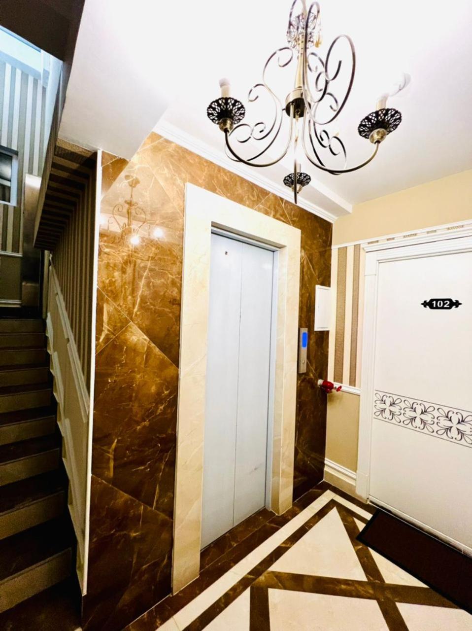 Modern Elegant Renovated Apartment, New Building, Chekhov stree