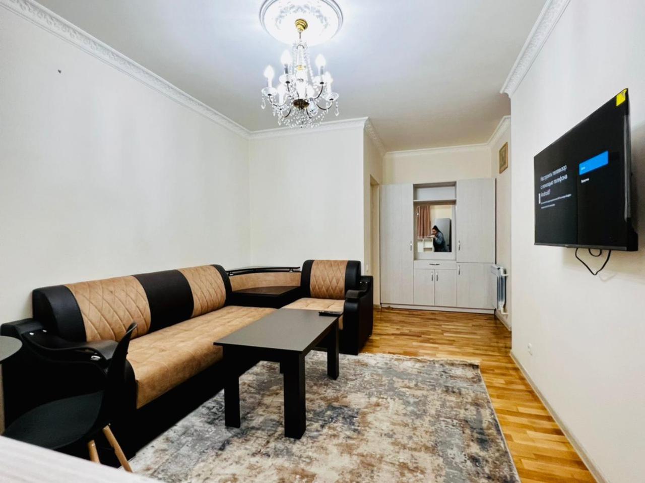 Modern Elegant Renovated Apartment, New Building, Chekhov stree