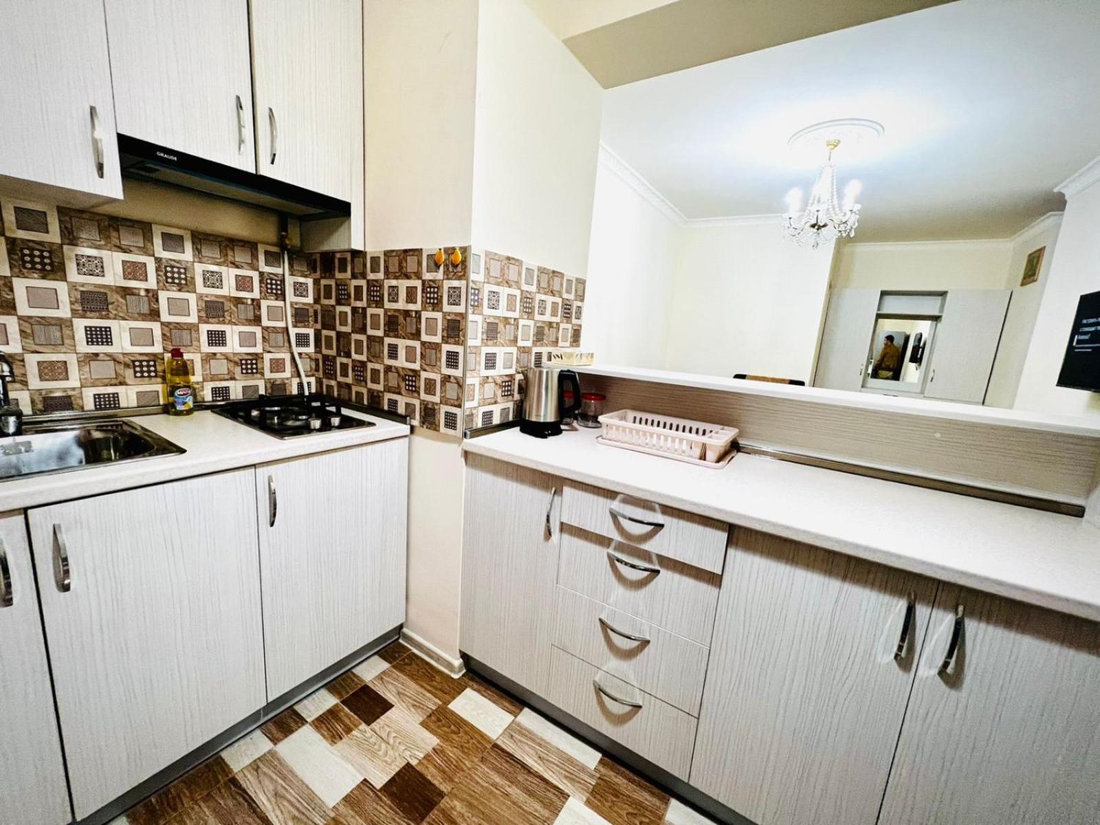Modern Elegant Renovated Apartment, New Building, Chekhov stree