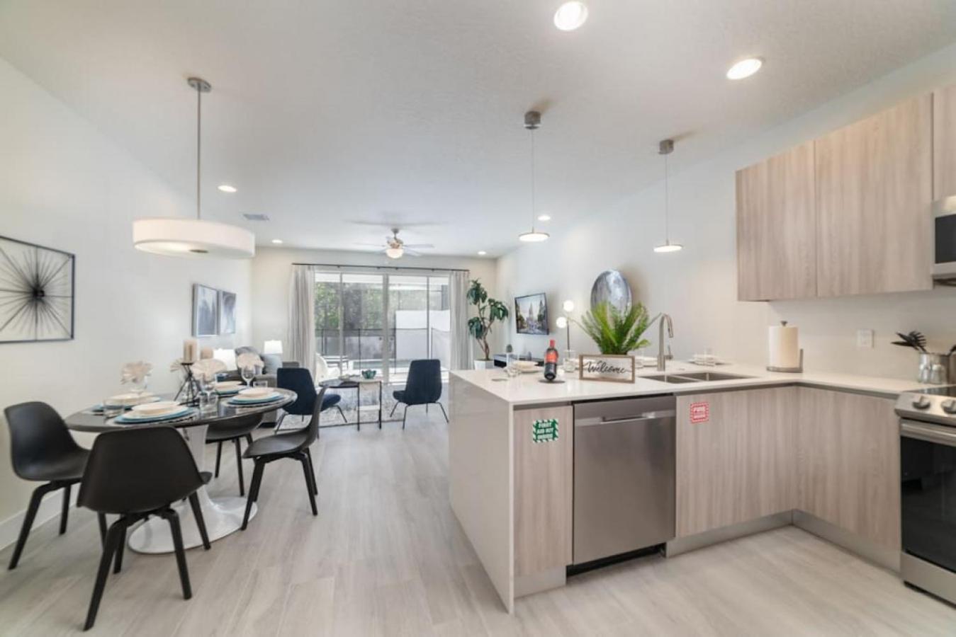 Private Pool Villa Family Retreat Near Disney World