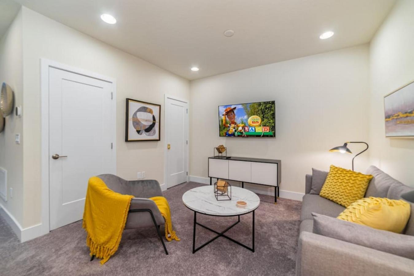 Private Pool Villa Family Retreat Near Disney World