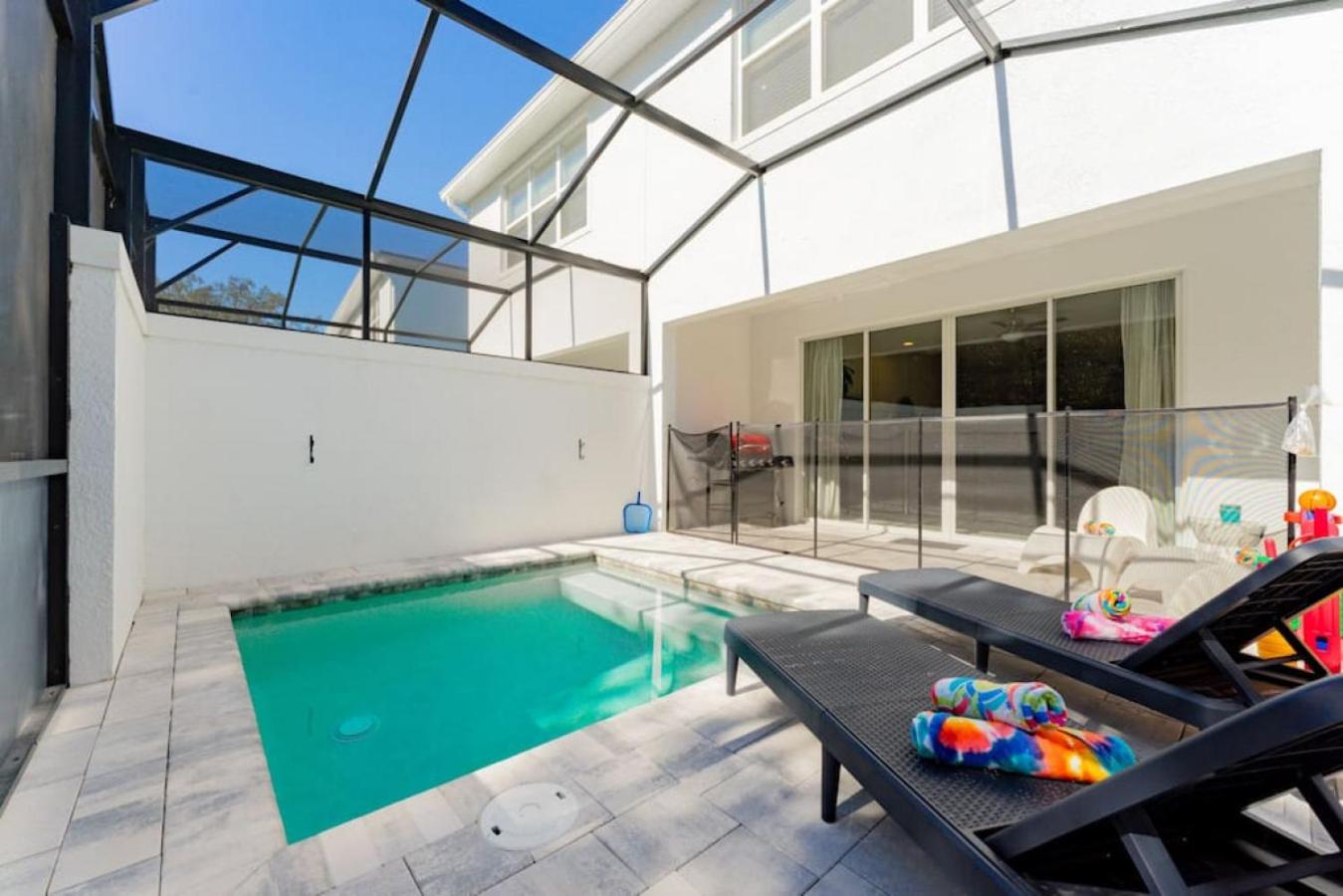 Private Pool Villa Family Retreat Near Disney World
