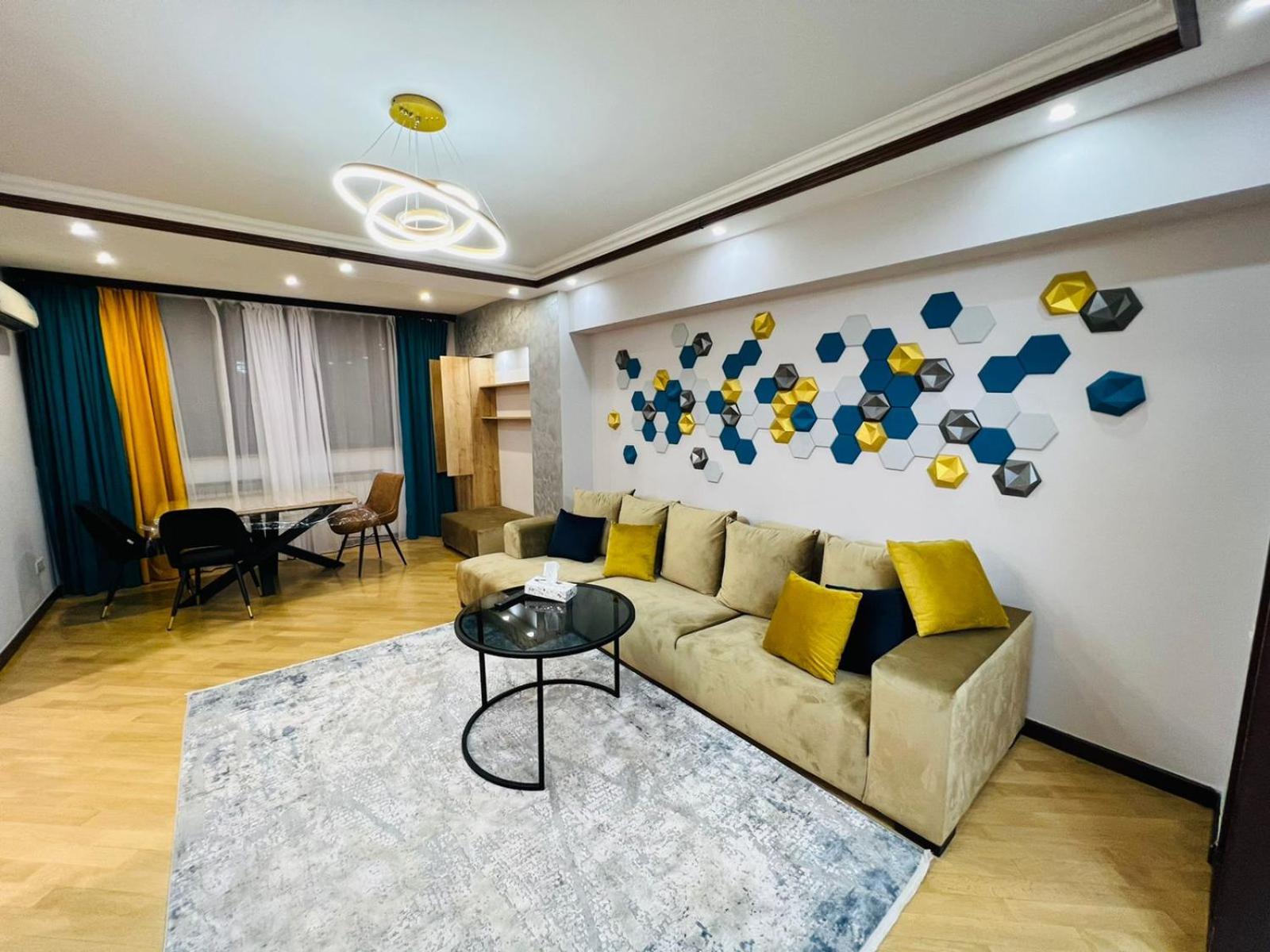 Middle of Center with Jacuzzi + 2 Bathroom + 3bedroom by Republic square on Amiryan Street