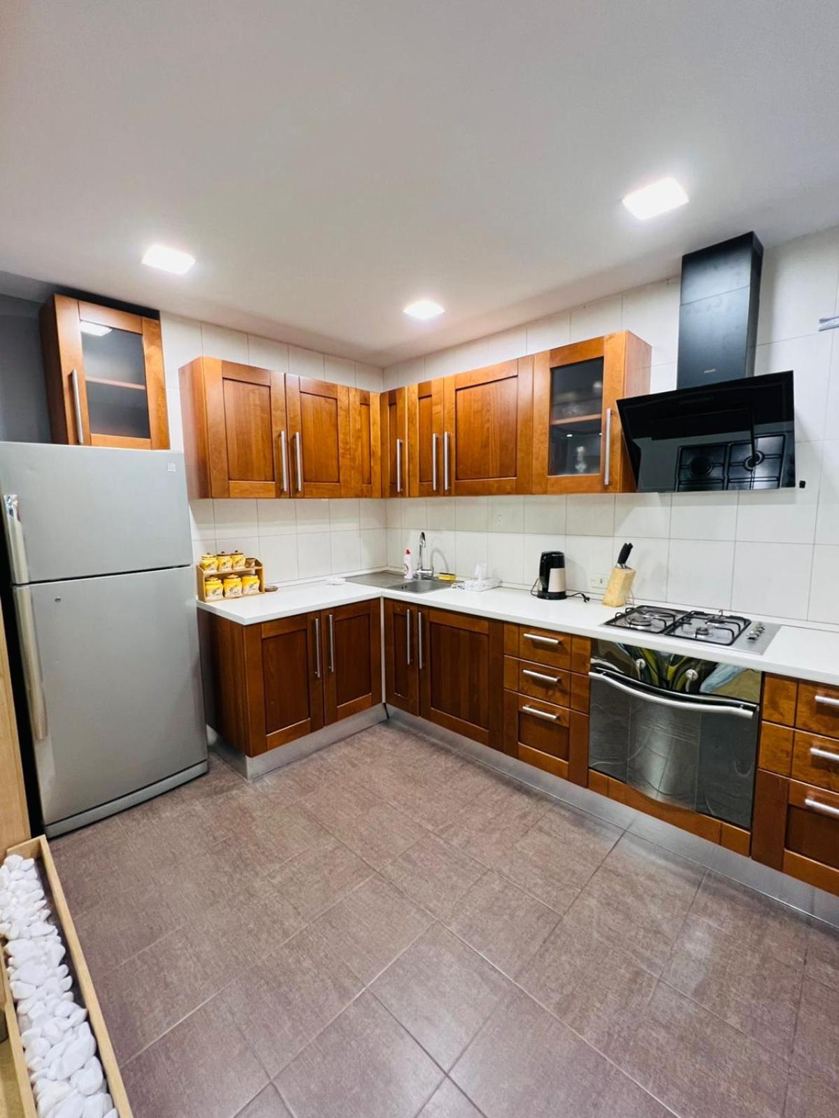 Middle of Center with Jacuzzi + 2 Bathroom + 3bedroom by Republic square on Amiryan Street