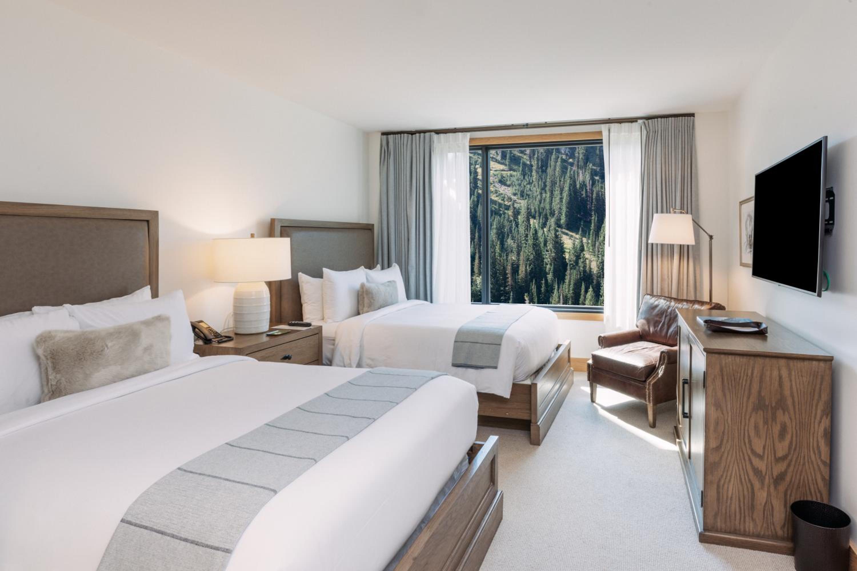 The Snowpine Lodge