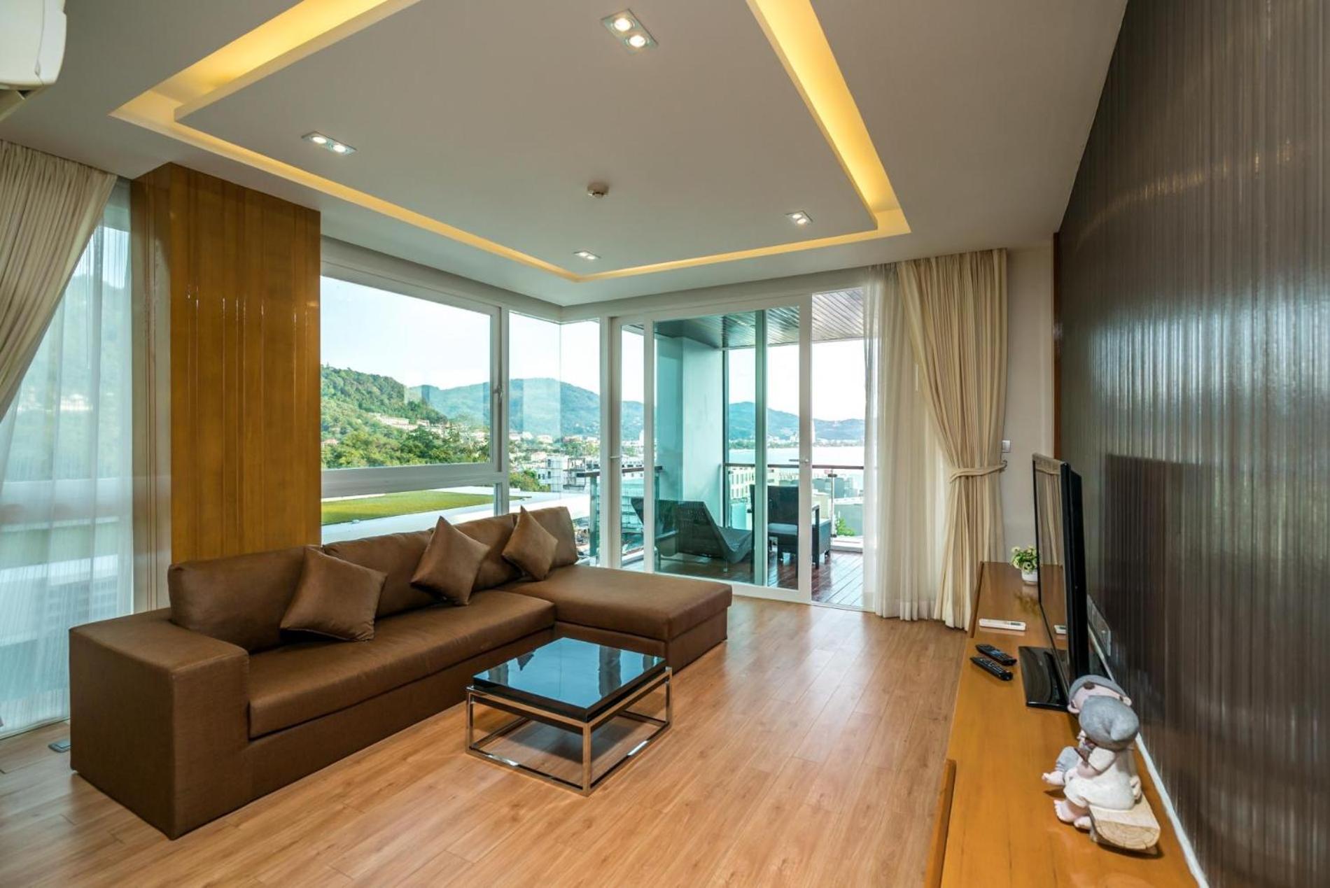 Sea view apartment at The Privilege by Lofty view 3