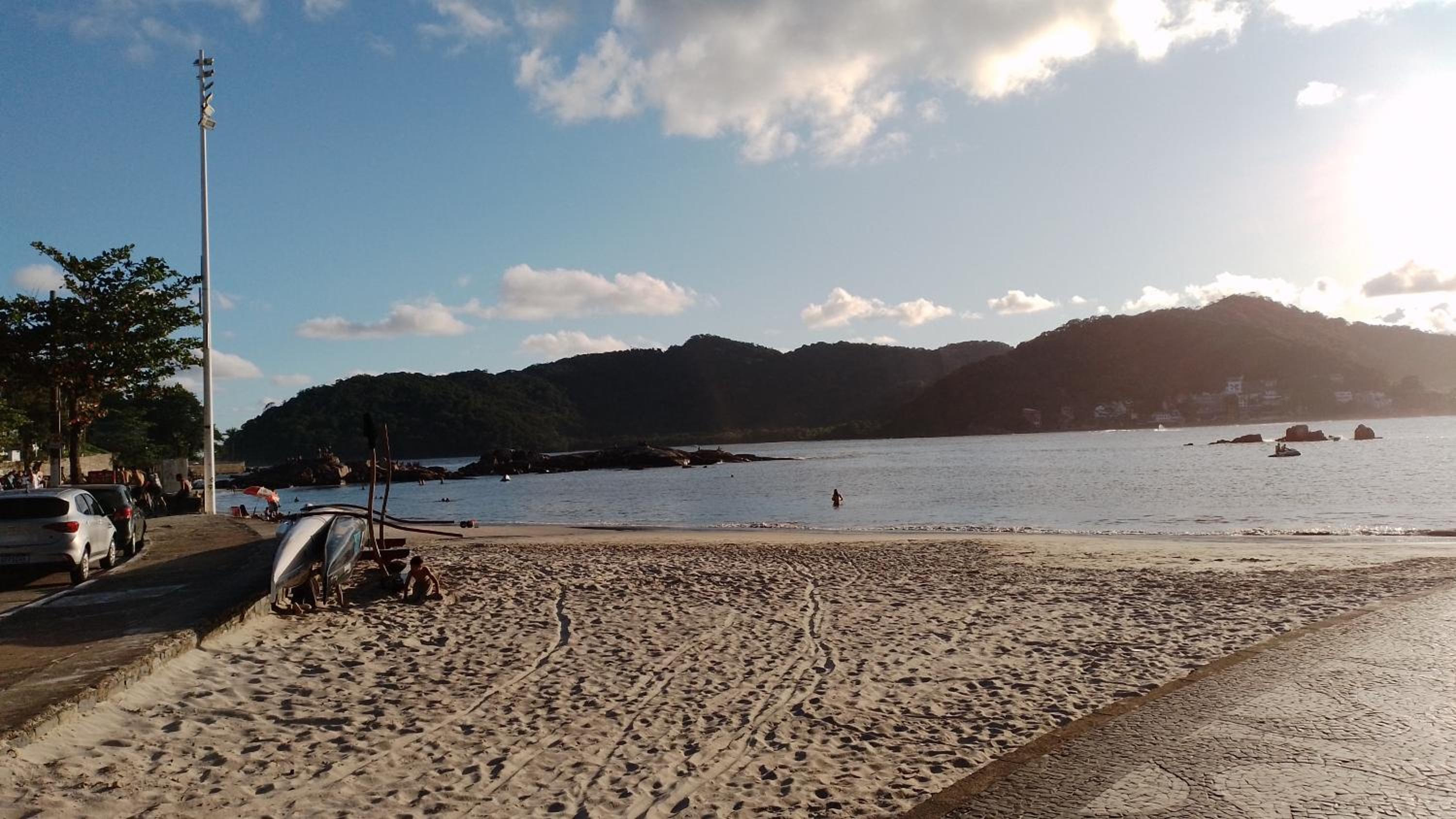 Apto acochegante com Praia e lazer