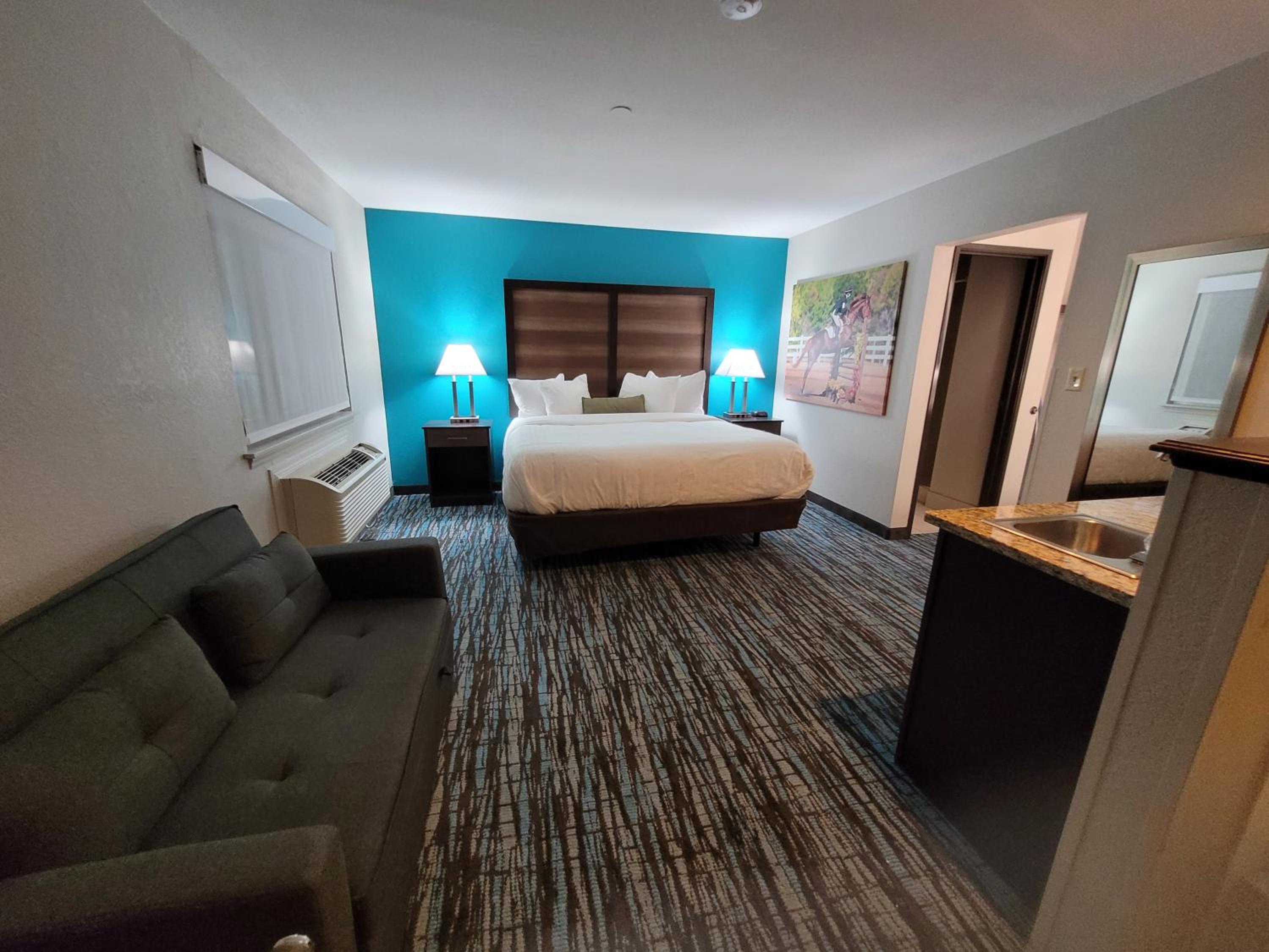 Clarion Pointe Harrodsburg-Danville