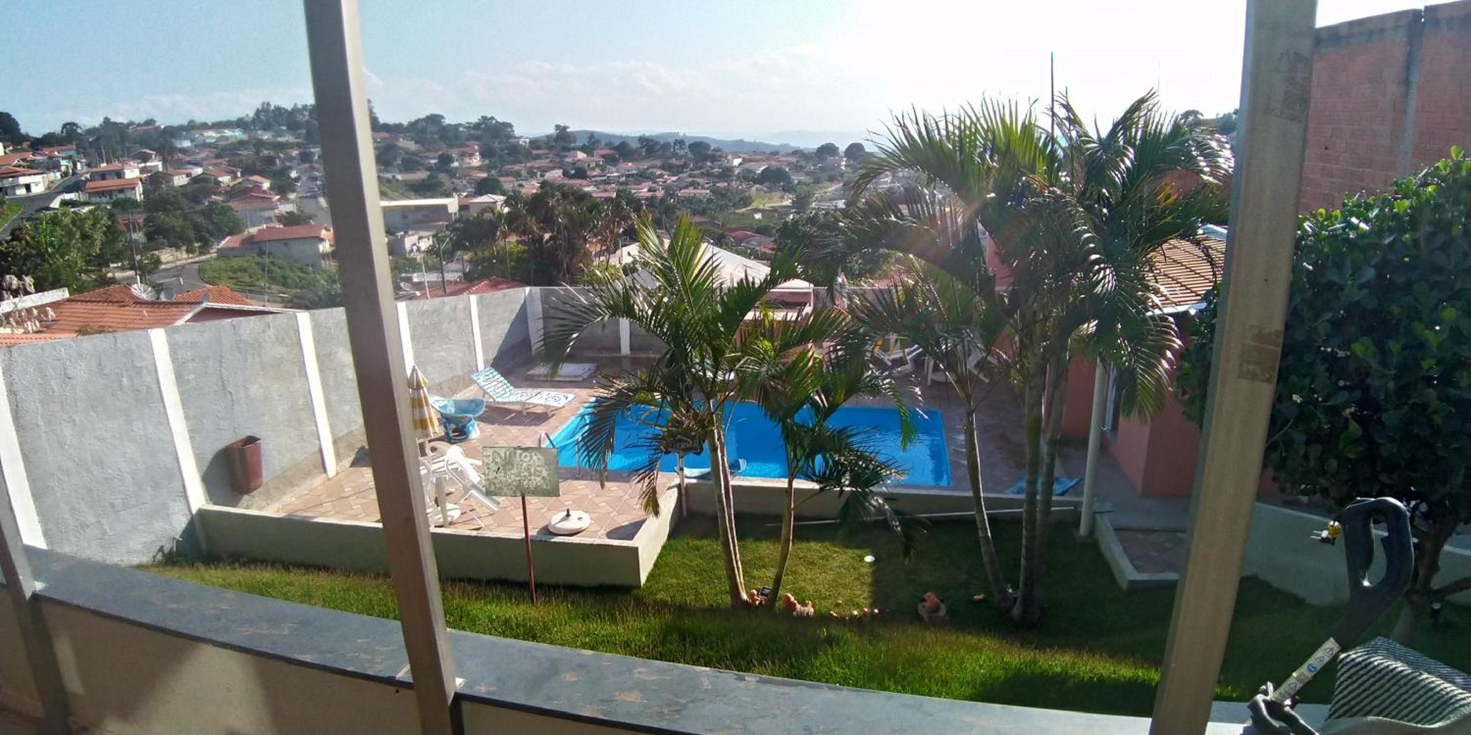 RECANTO K9 - SERRA NEGRA SP. No verão e no inverno