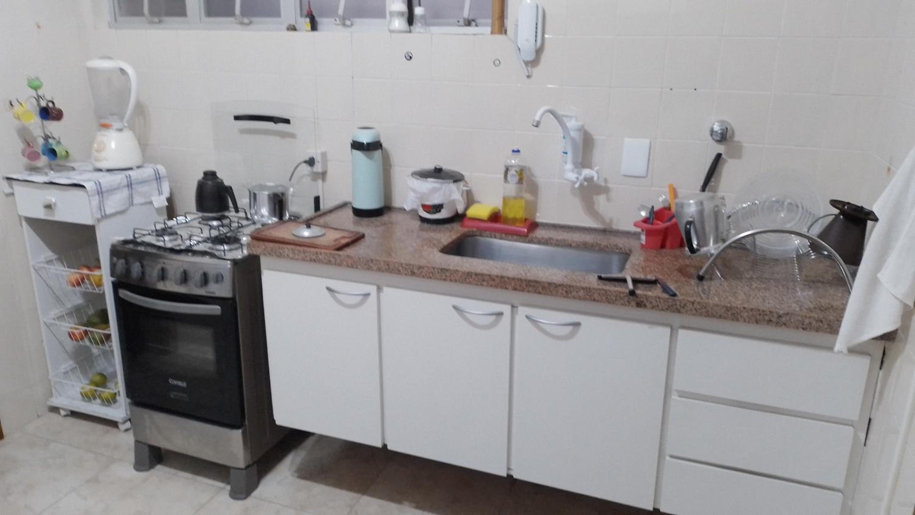 Apto acochegante com Praia e lazer