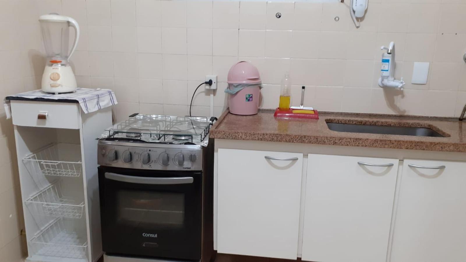 Apto acochegante com Praia e lazer