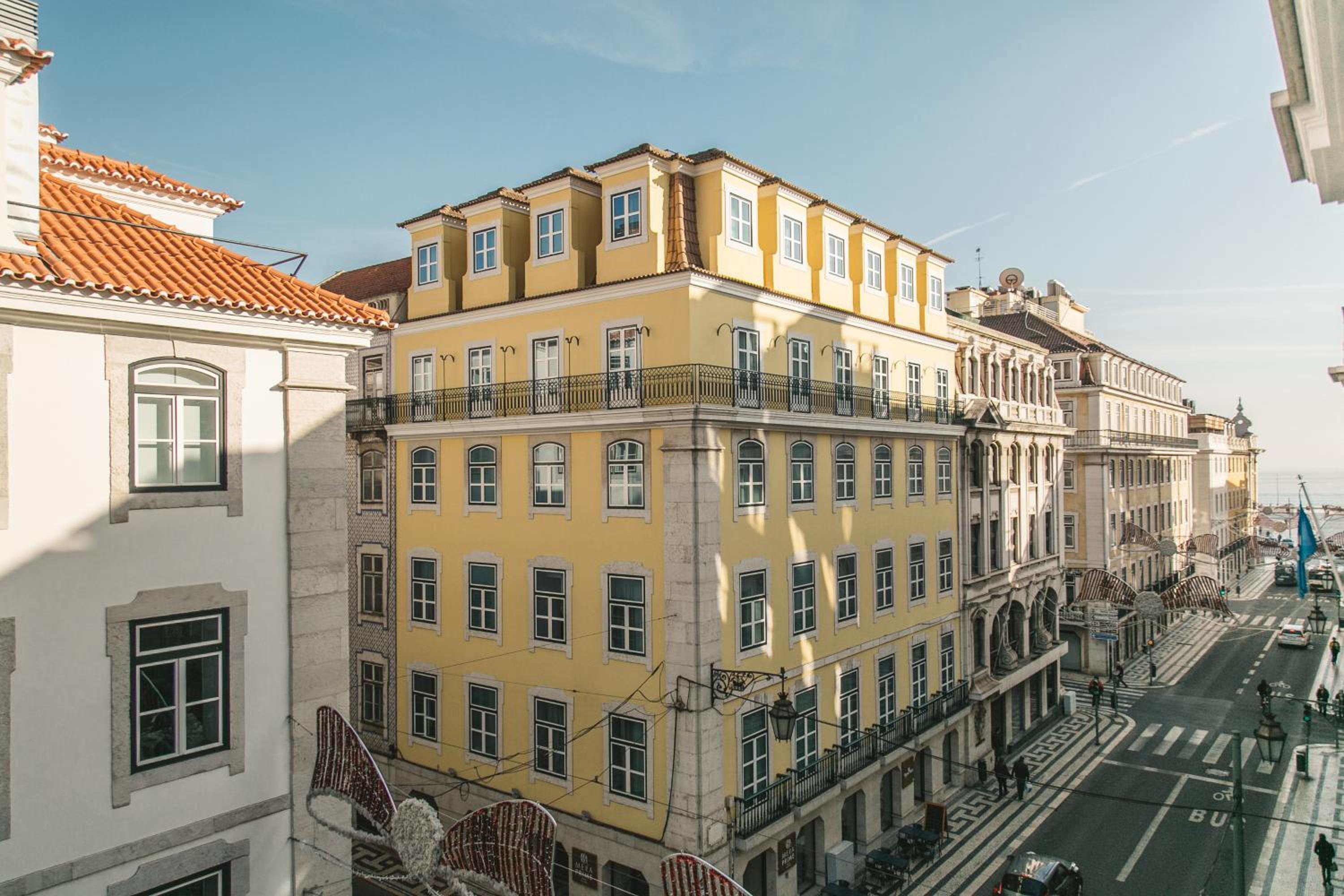 Grand Ouro Deluxe Apartment Downtown Baixa view 4