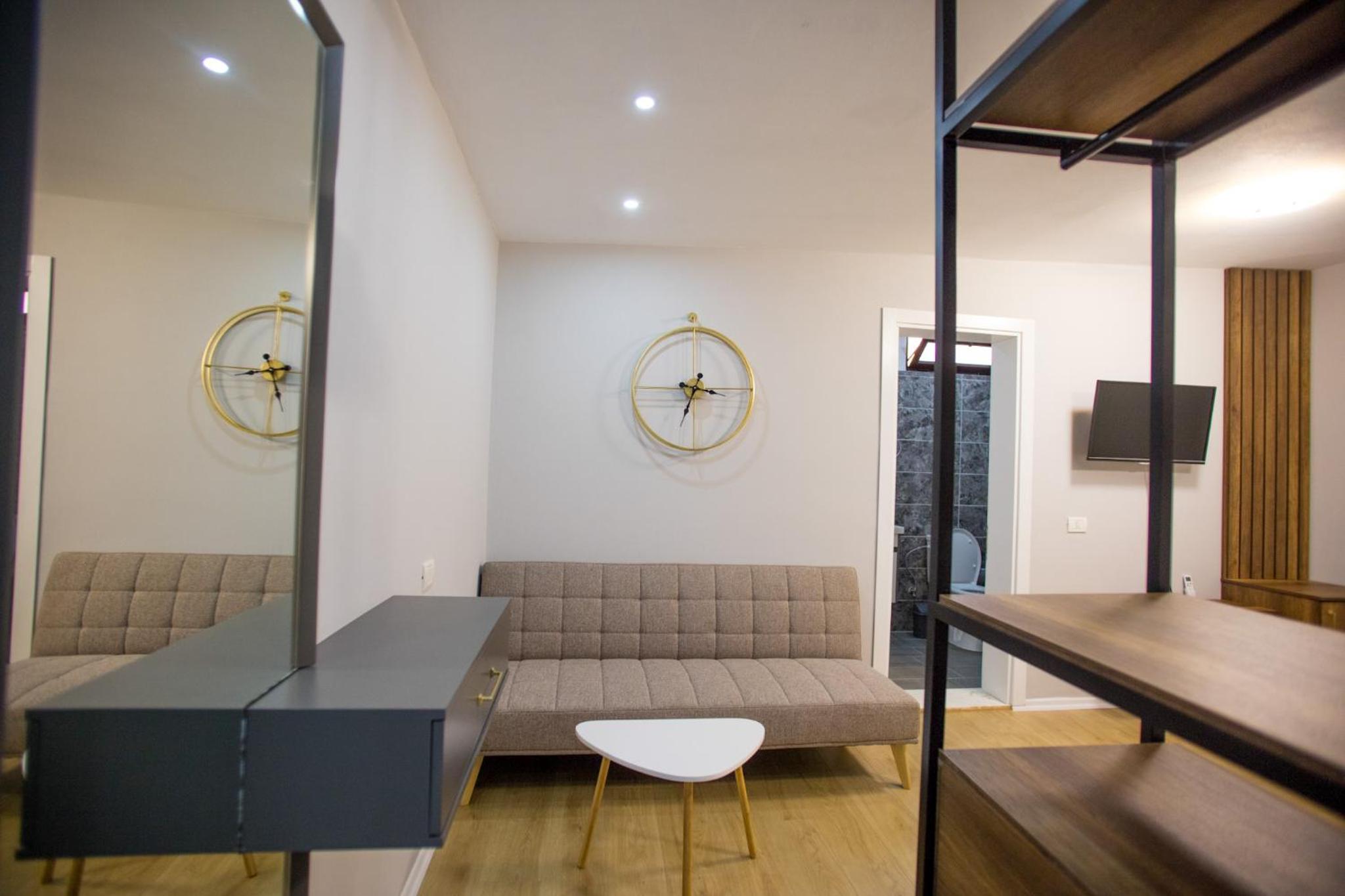 Blloku 4BR Duplex w BBQ Terrace - Central Tirana