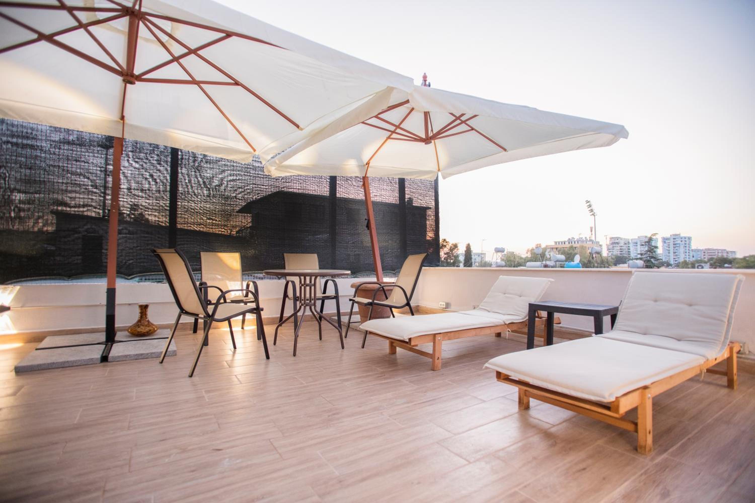 Blloku 4BR Duplex w BBQ Terrace - Central Tirana