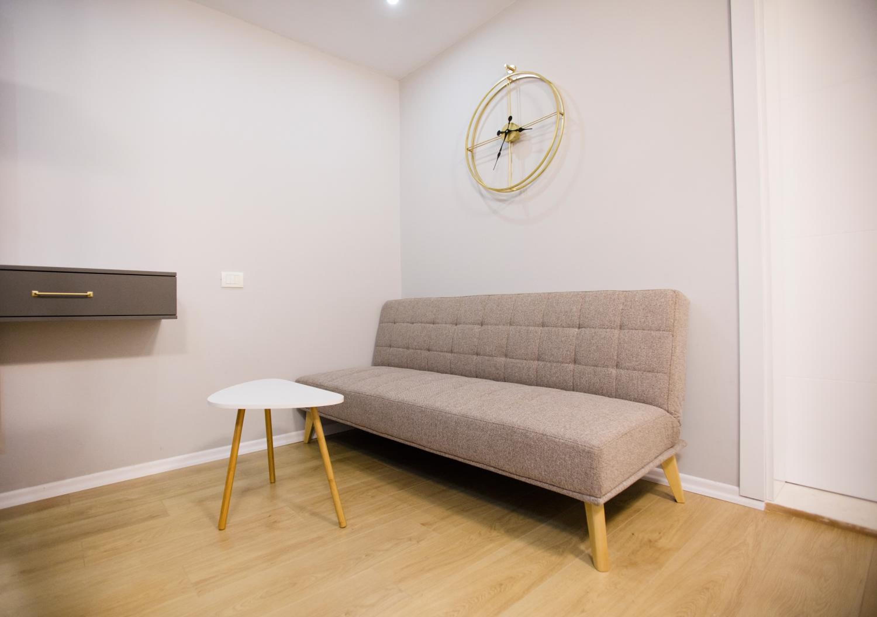 Blloku 4BR Duplex w BBQ Terrace - Central Tirana