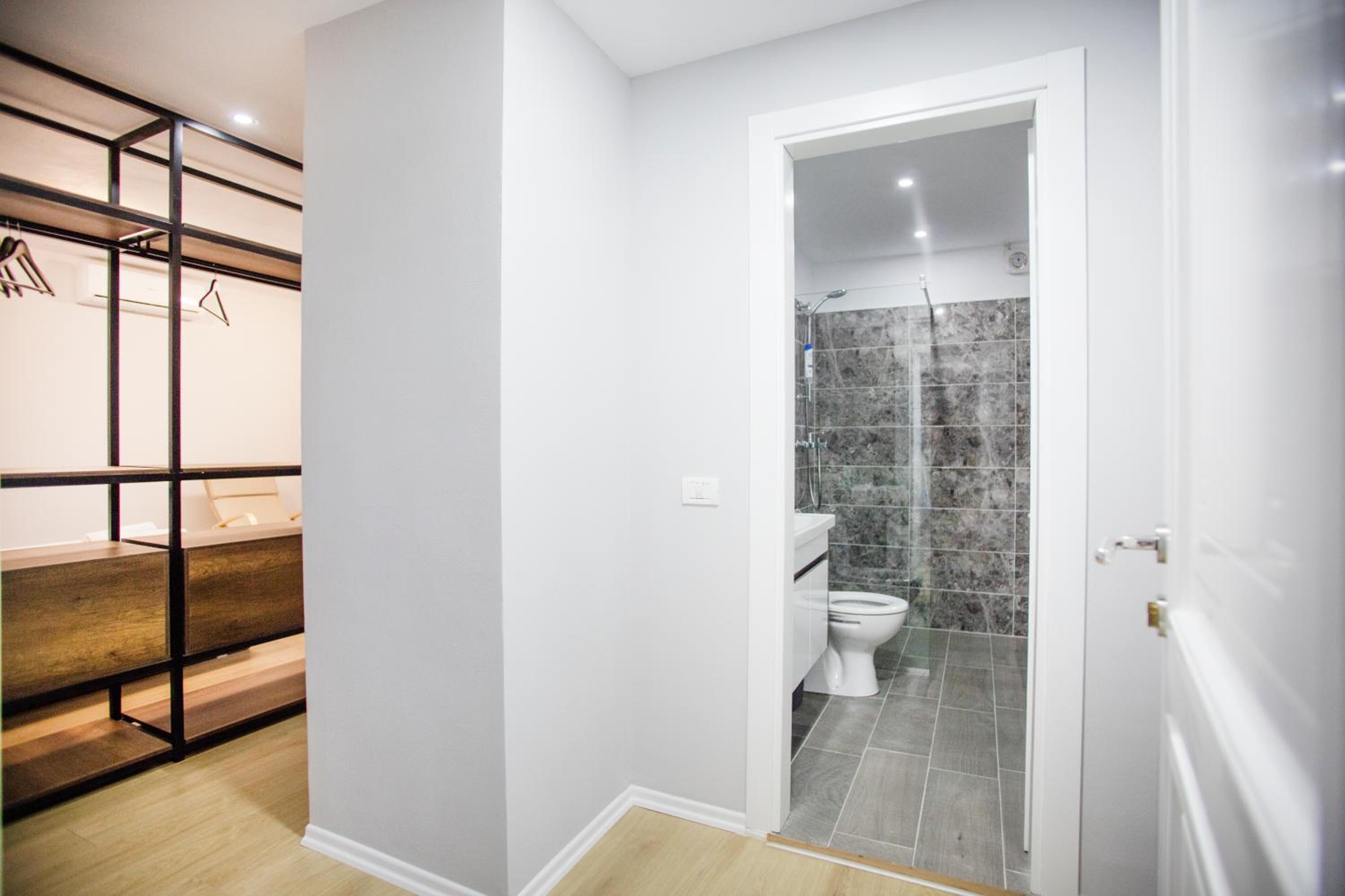 Blloku 4BR Duplex w BBQ Terrace - Central Tirana