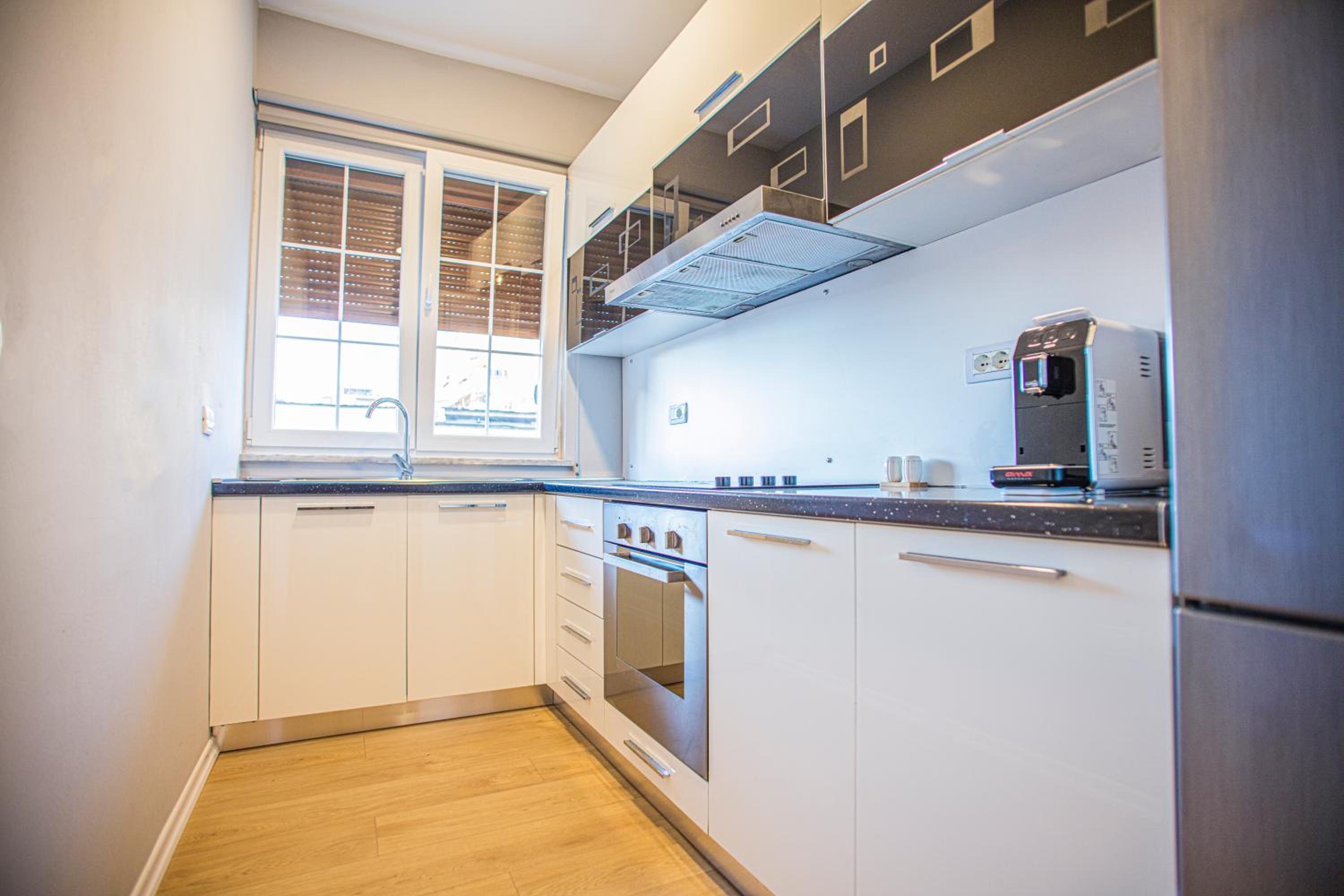 Blloku 4BR Duplex w BBQ Terrace - Central Tirana