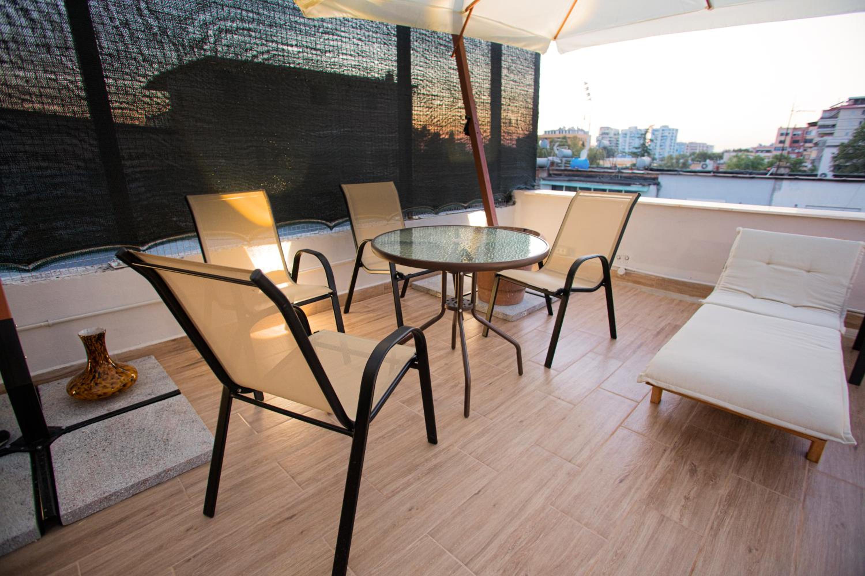 Blloku 4BR Duplex w BBQ Terrace - Central Tirana