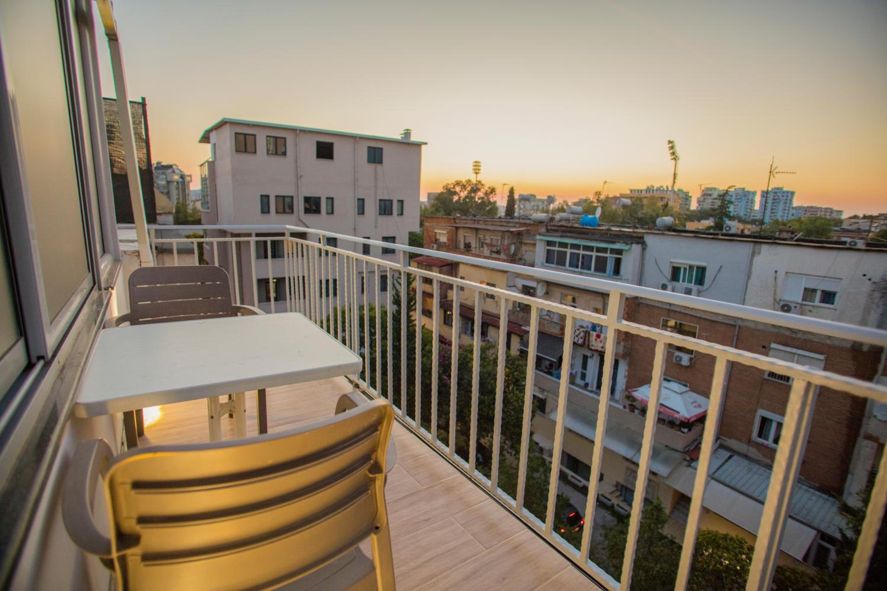 Blloku 4BR Duplex w BBQ Terrace - Central Tirana
