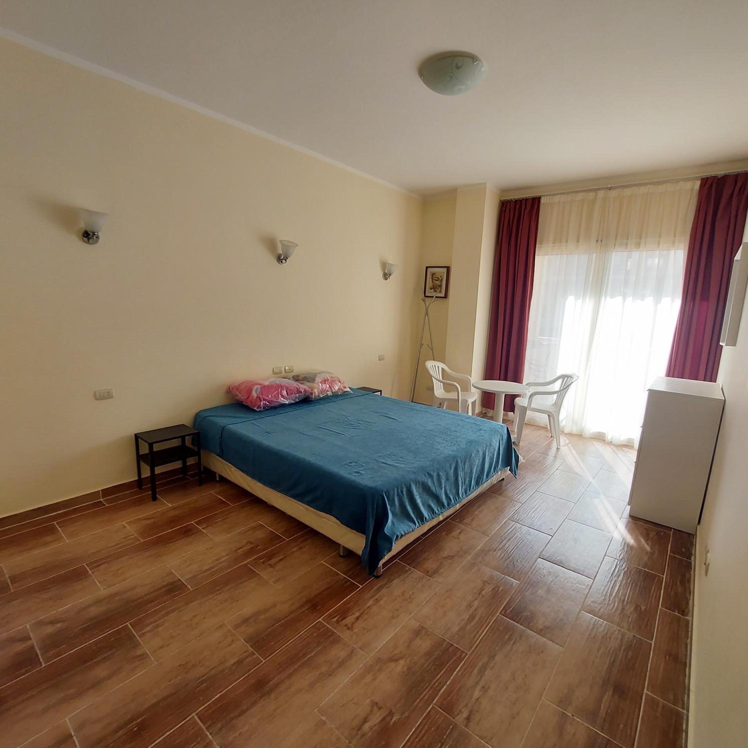 Photo 43