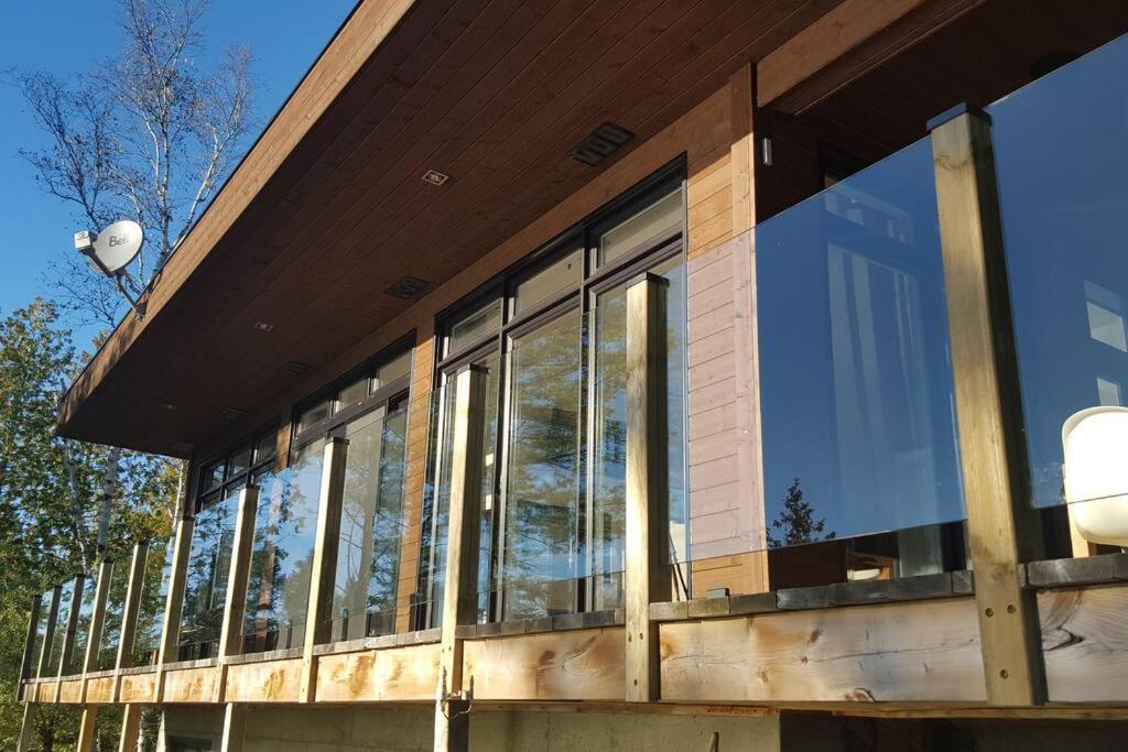 Chalet DesignPur on the lake