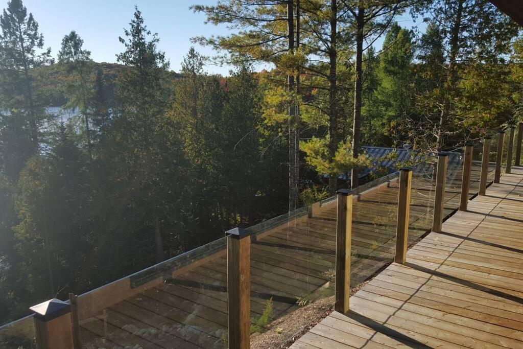 Chalet DesignPur on the lake