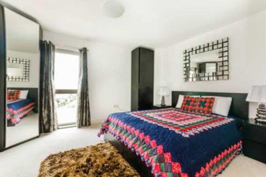 Luxury 2 bedroom apartment in Central London with free Parking