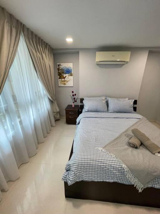 Dalamanda 3Pax Sunway Velocity Balcony CItyView