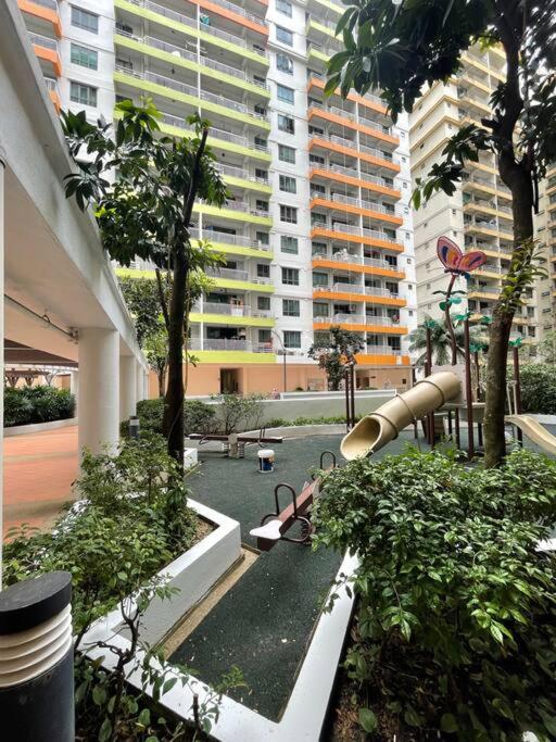 Dalamanda 3Pax Sunway Velocity Balcony CItyView