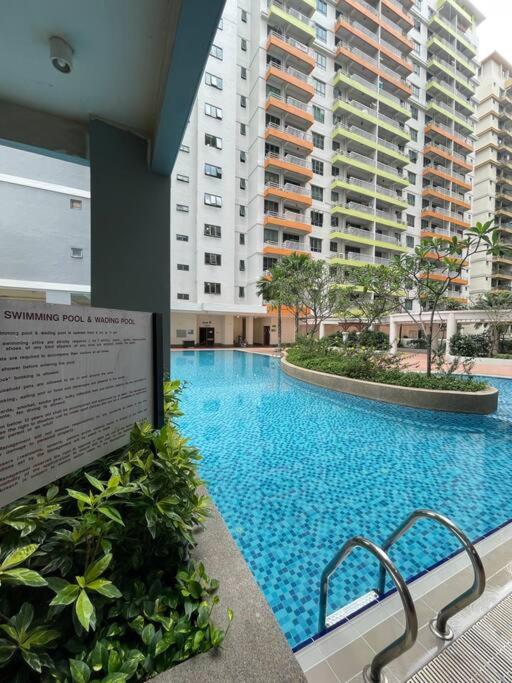 Dalamanda 3Pax Sunway Velocity Balcony CItyView