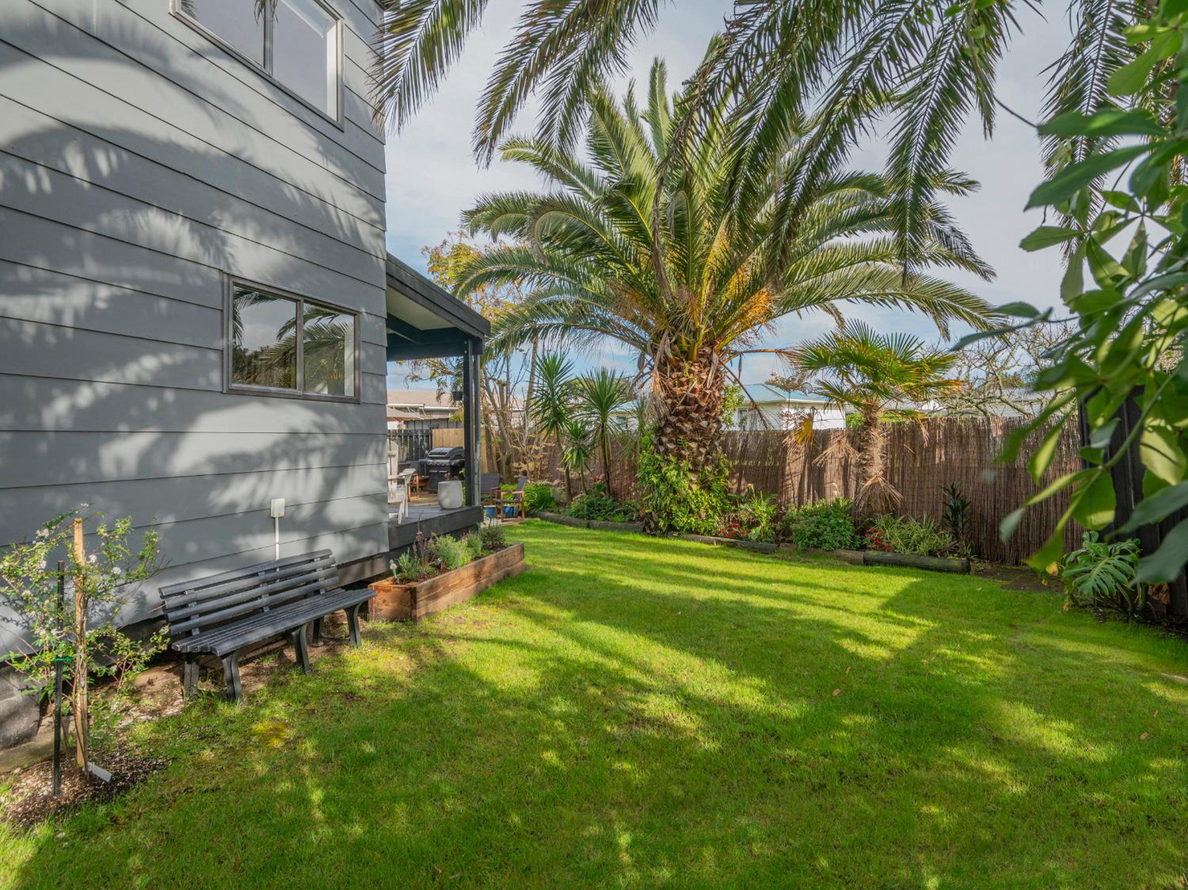 Surfscape - Whitianga Holiday Home view 2