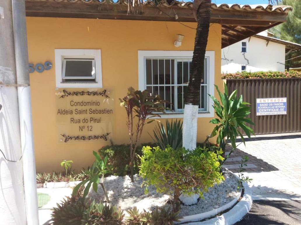 Village em Condomínio c/ piscina e acesso a praia