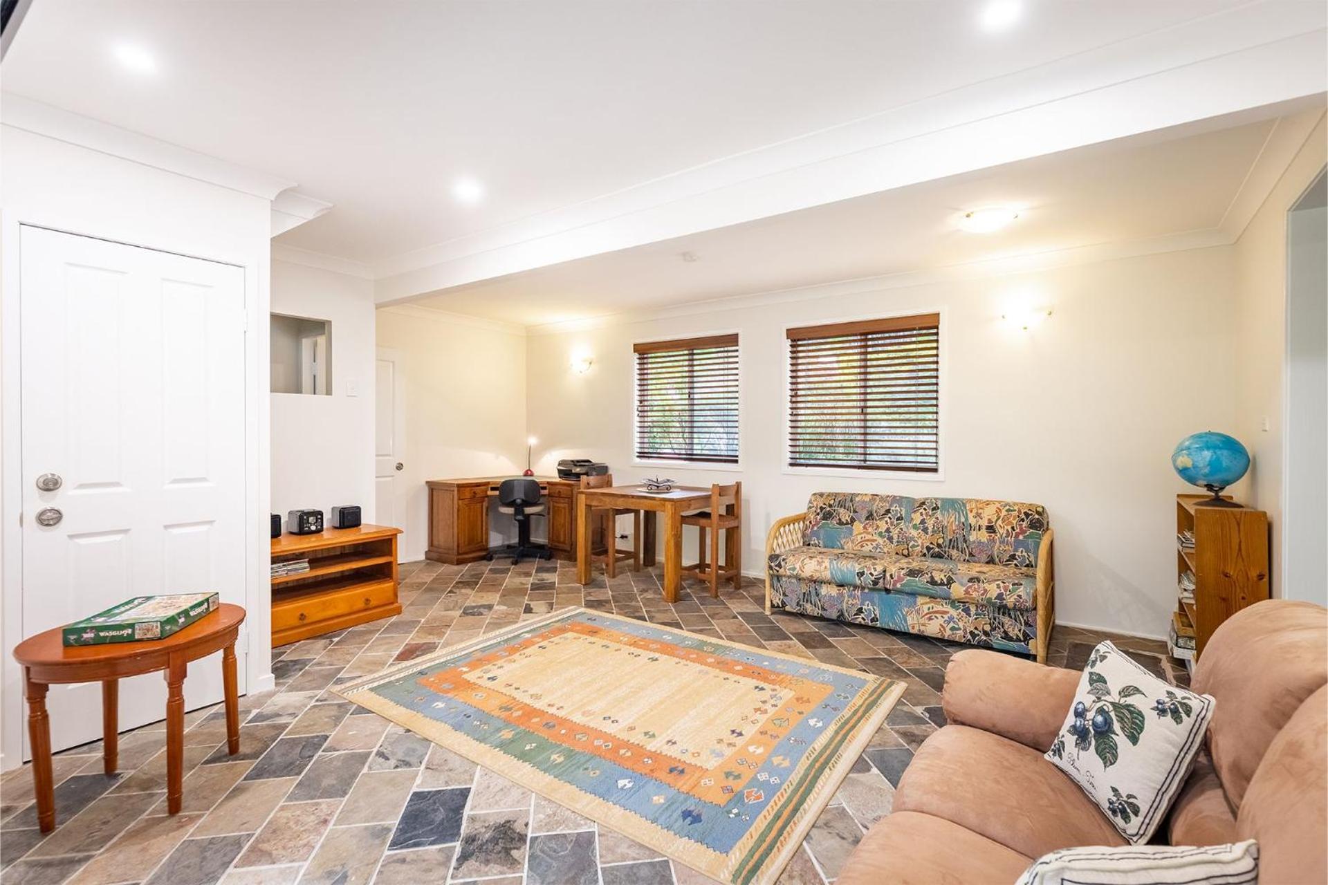 18 Irene Crescent pet friendly holiday home