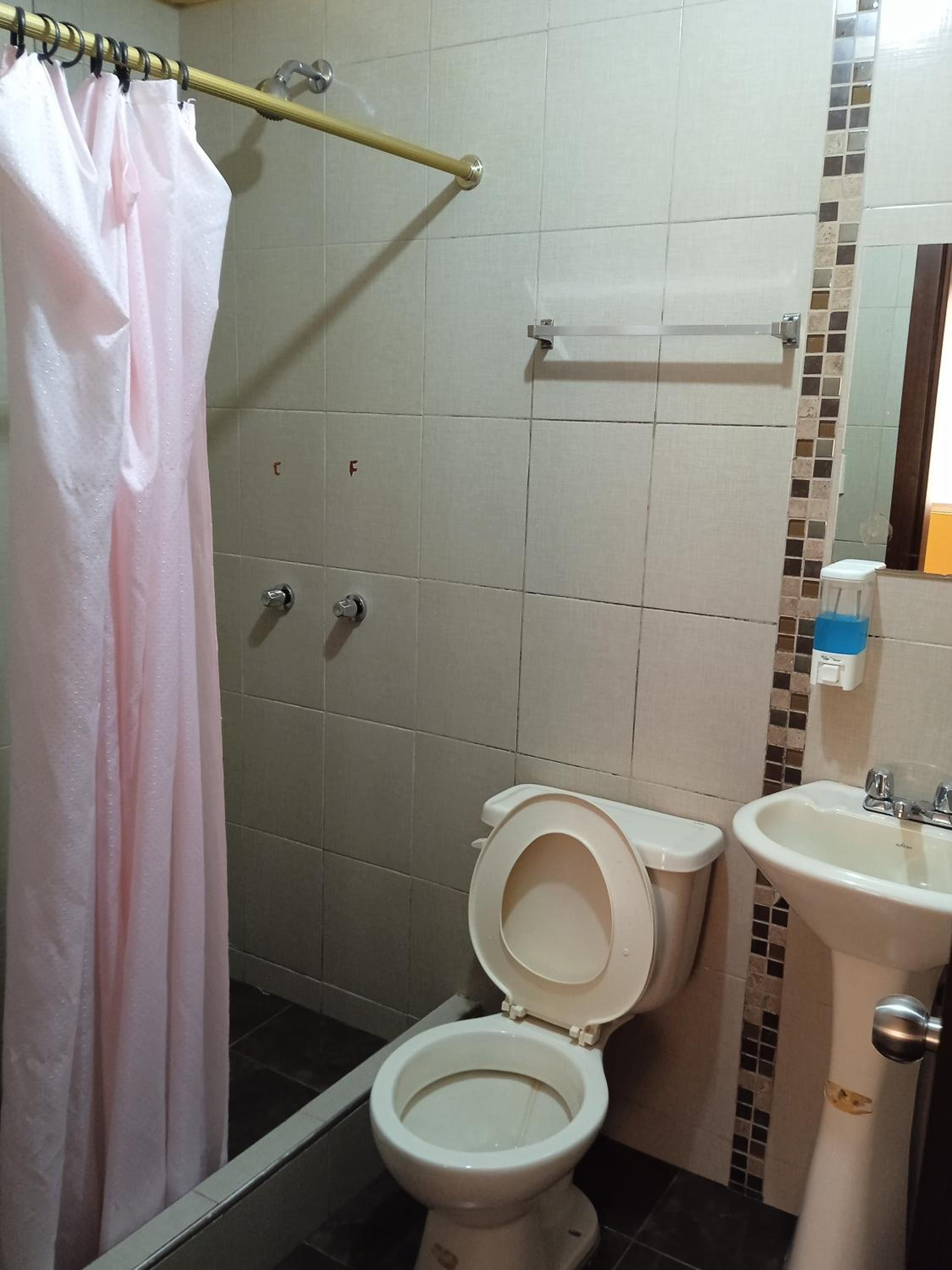 Hotel Residencial Miraflores view 2