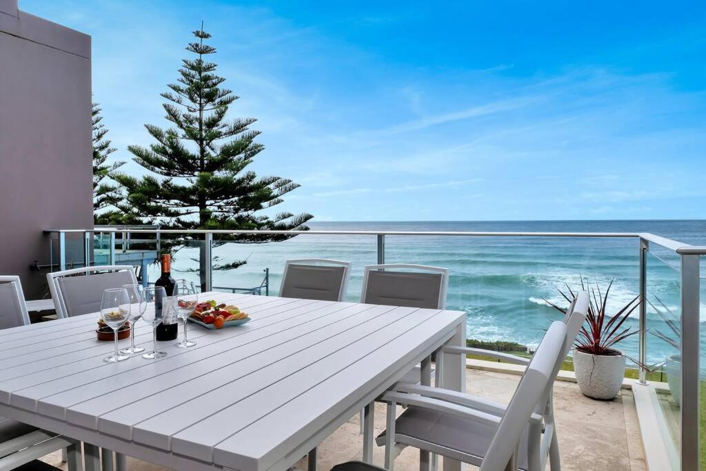 Paradise Penthouse - Beach Front Style and Luxury
