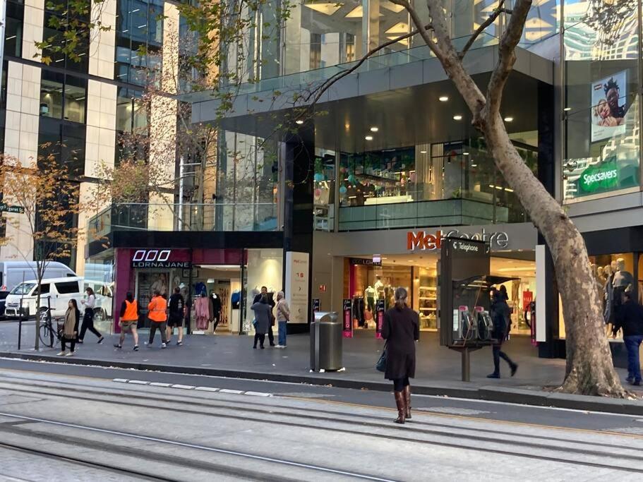 Fantastic location - apartment in Sydney CBD BON02617