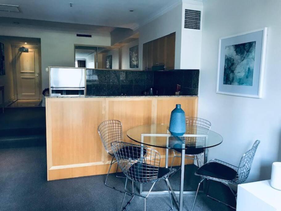 Fantastic location - apartment in Sydney CBD BON02617