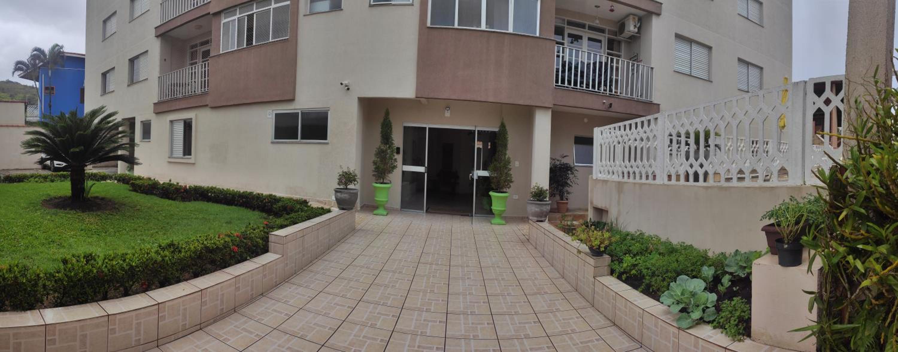 Apartamento Espaçoso Perto da Praia