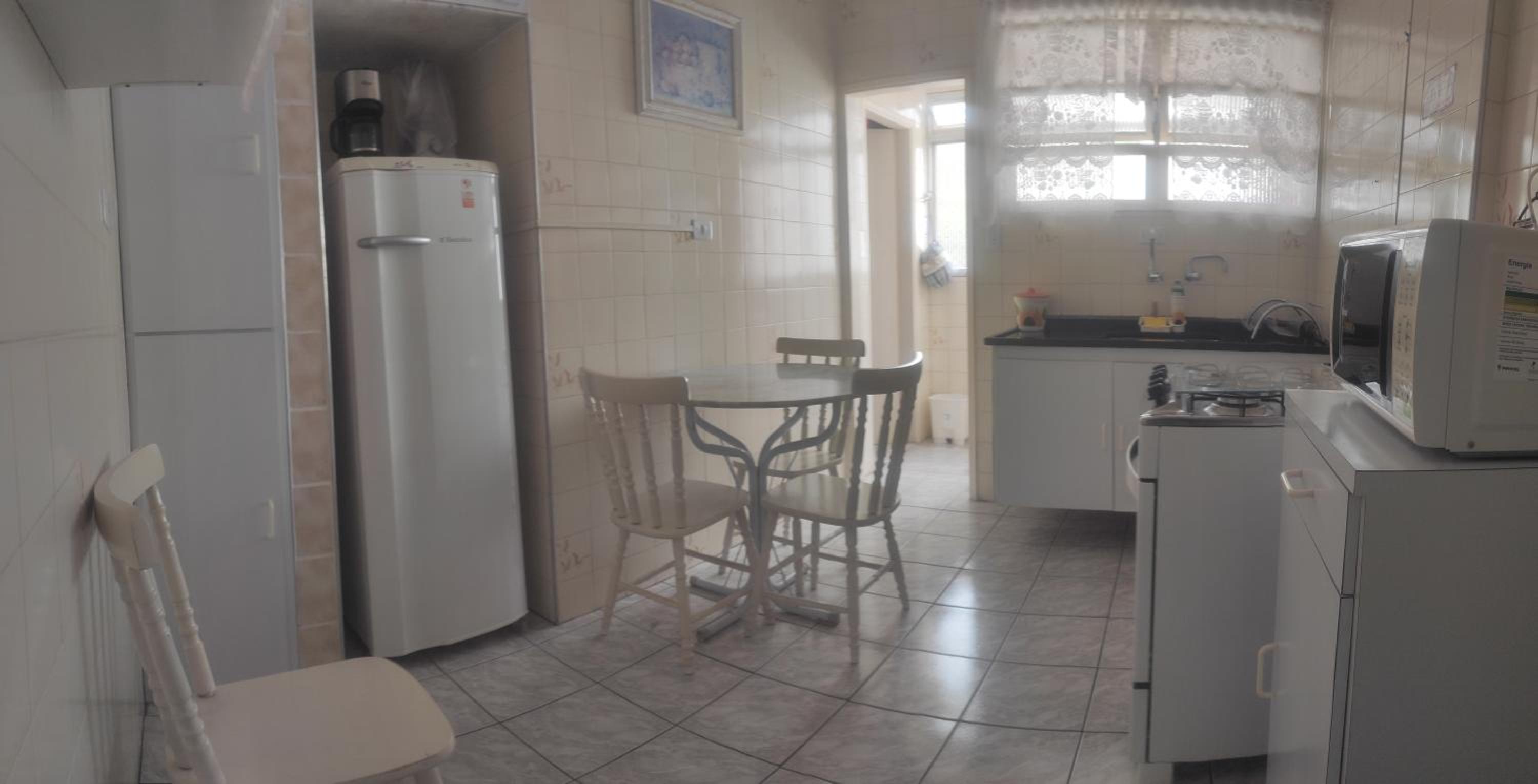 Apartamento Espaçoso Perto da Praia