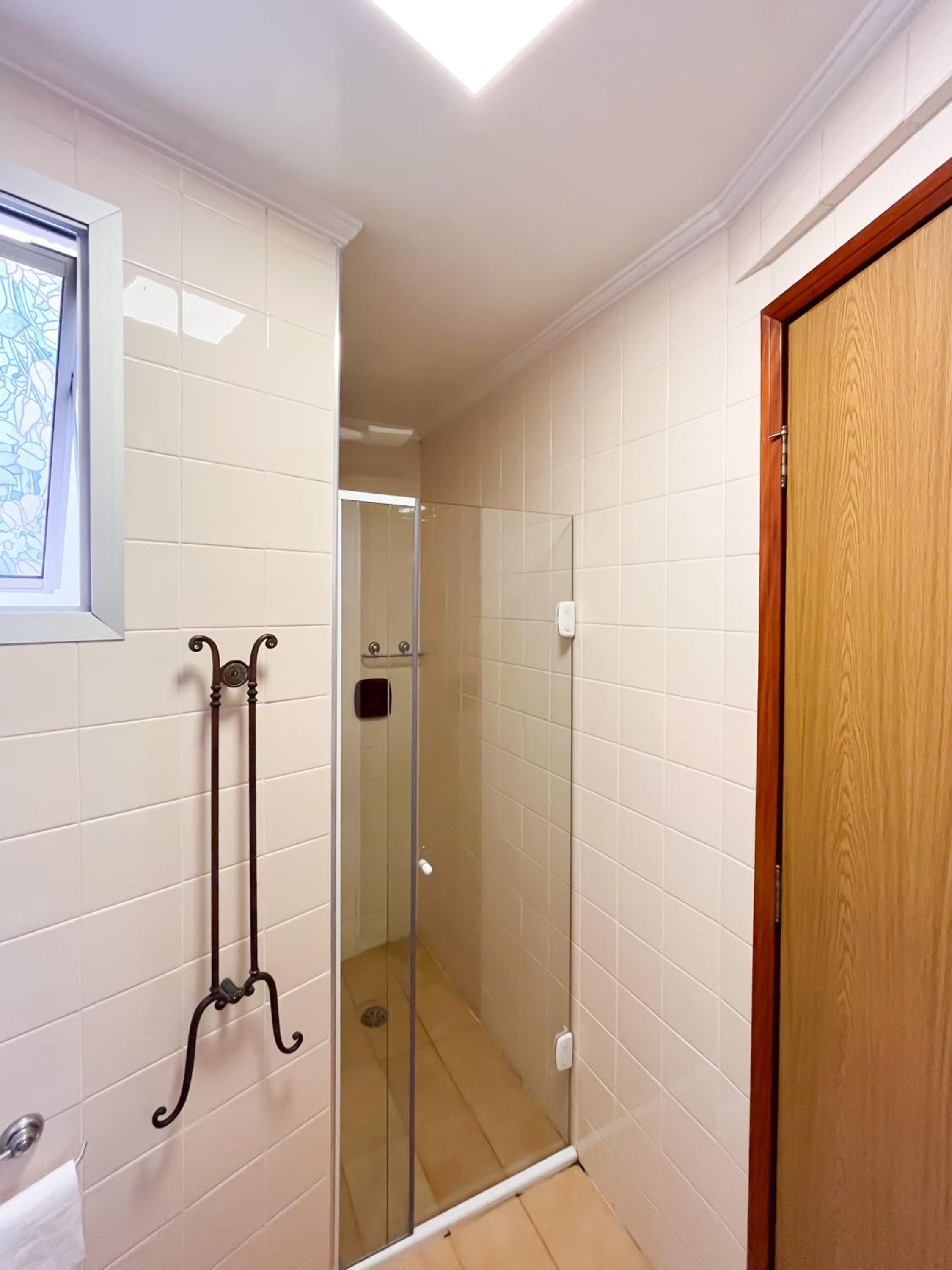 Apt 2 dorm na quadra da praia Ocian - Praia Grande SP