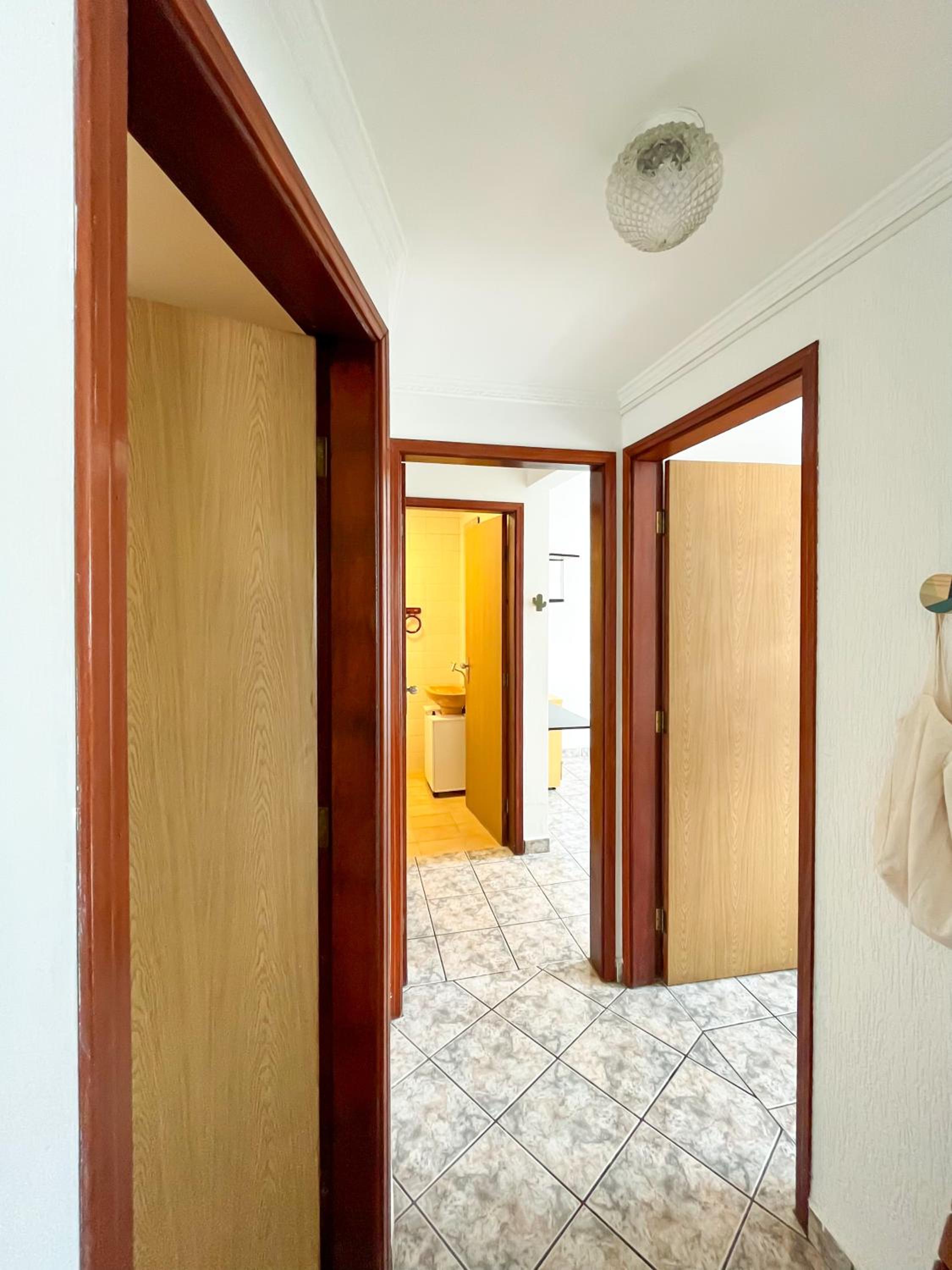Apt 2 dorm na quadra da praia Ocian - Praia Grande SP