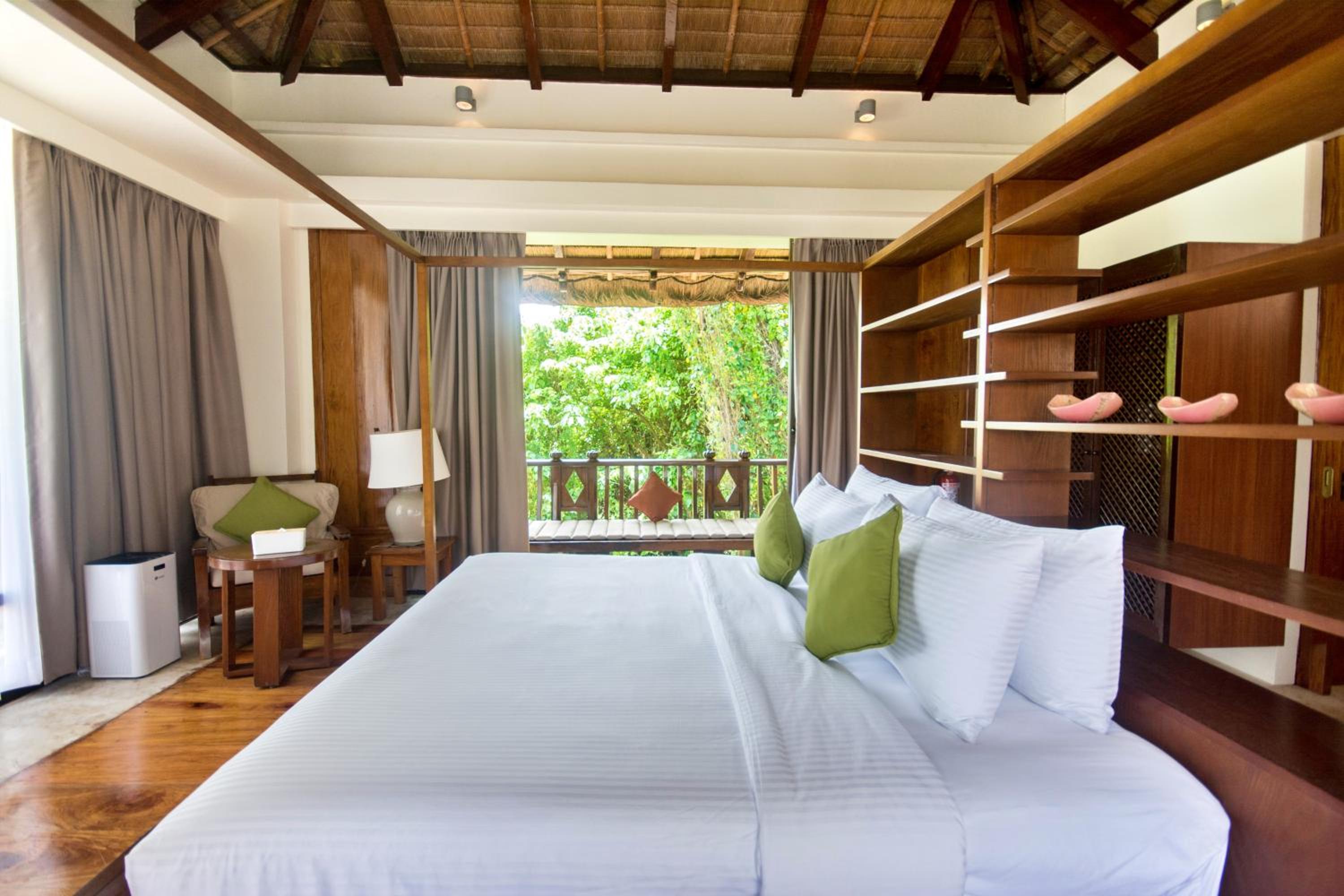 Harlan Beach Villa Boracay view 4